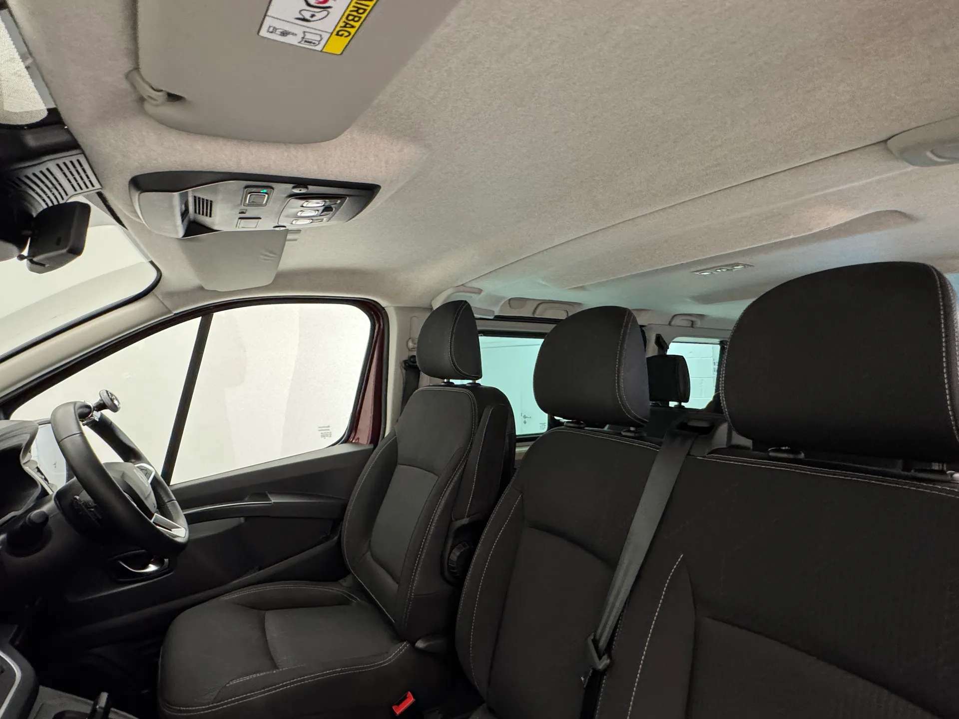 2025 RENAULT TRAFIC 2025 RENAULT TRAFIC