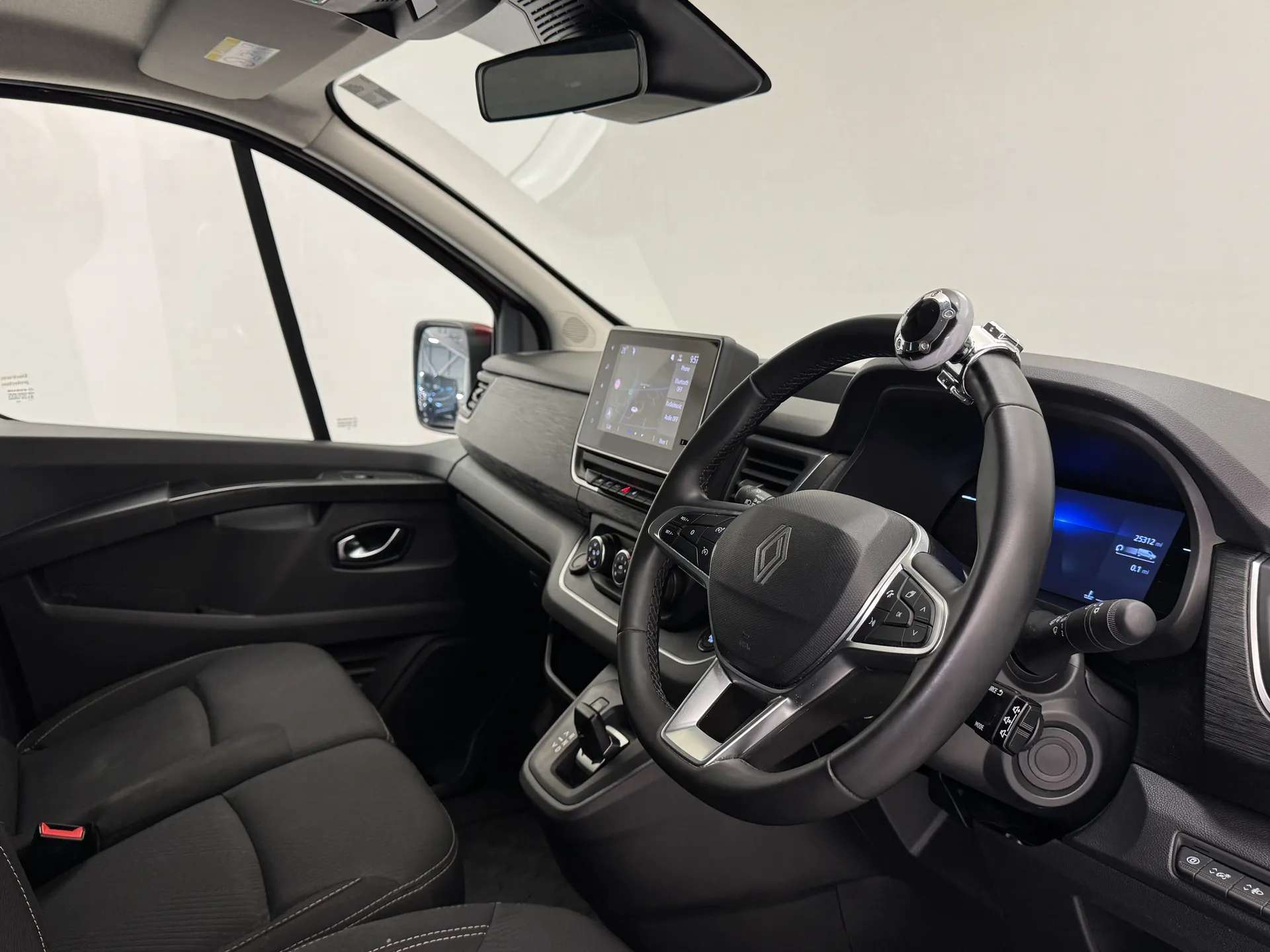 2025 RENAULT TRAFIC 2025 RENAULT TRAFIC