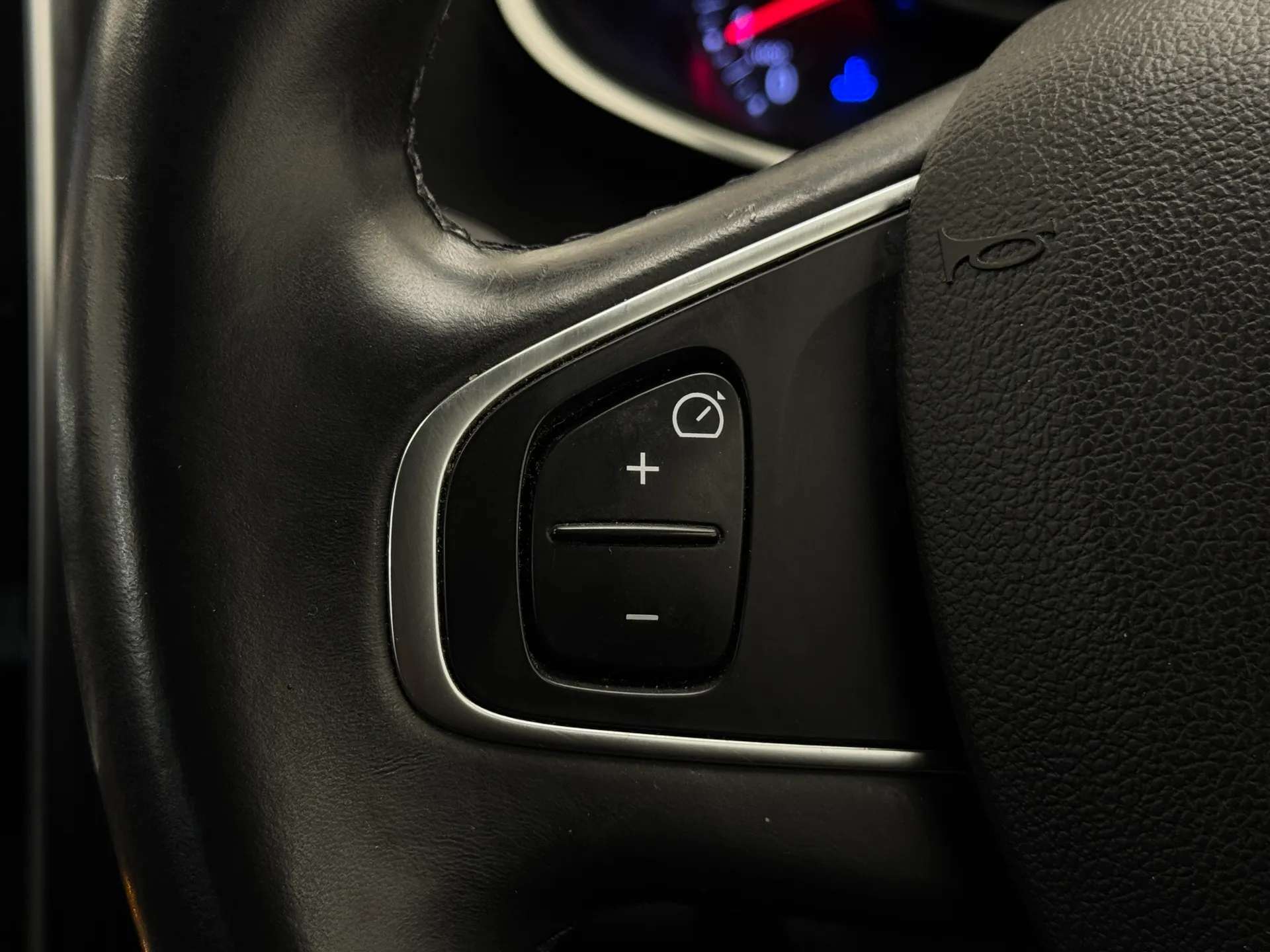 2019 RENAULT CLIO 2019 RENAULT CLIO