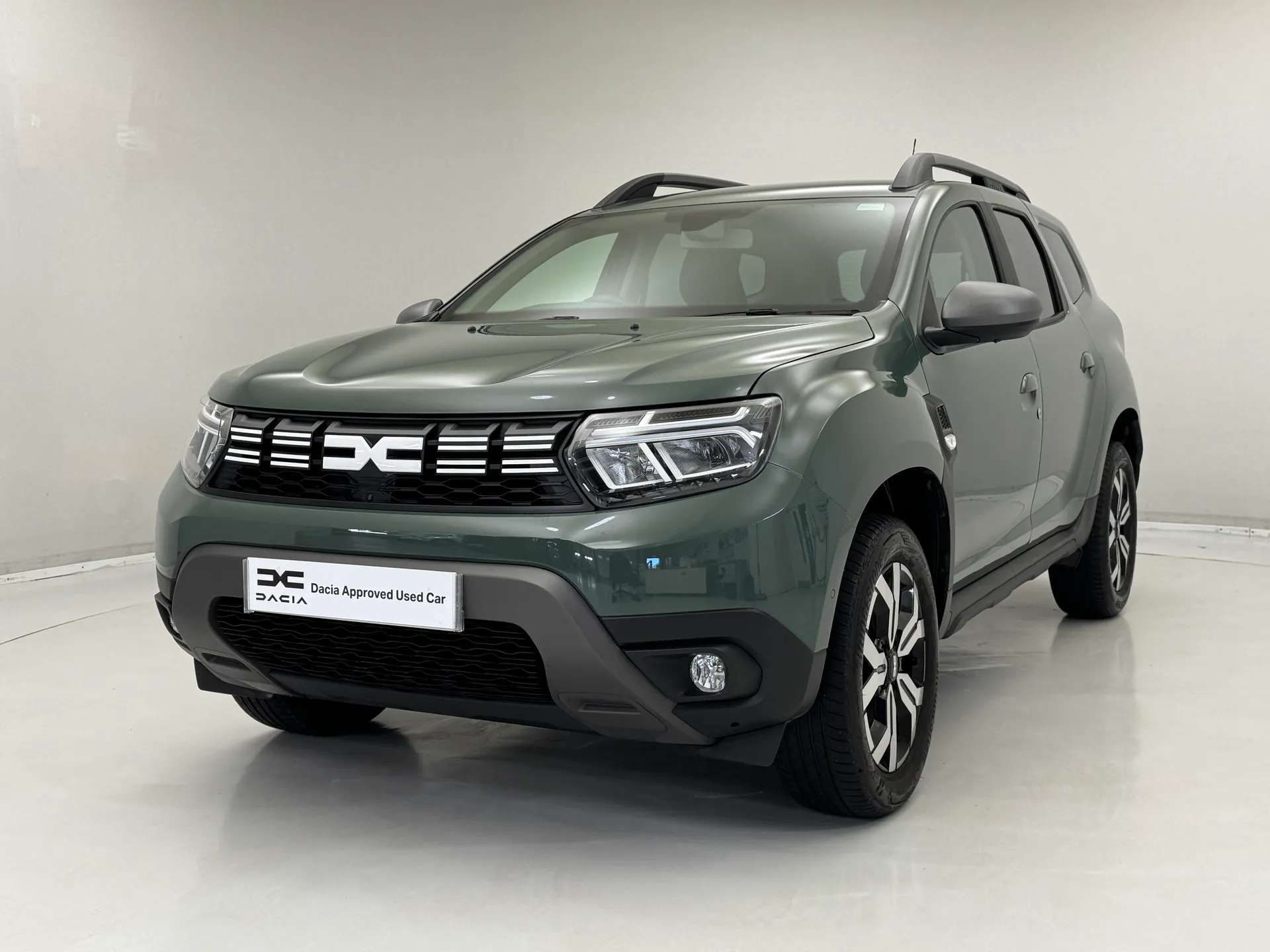 A 2023 DACIA DUSTER 1.0 TCe 90 Journey 5dr A 2023 DACIA DUSTER 1.0 TCe 90 Journey 5dr