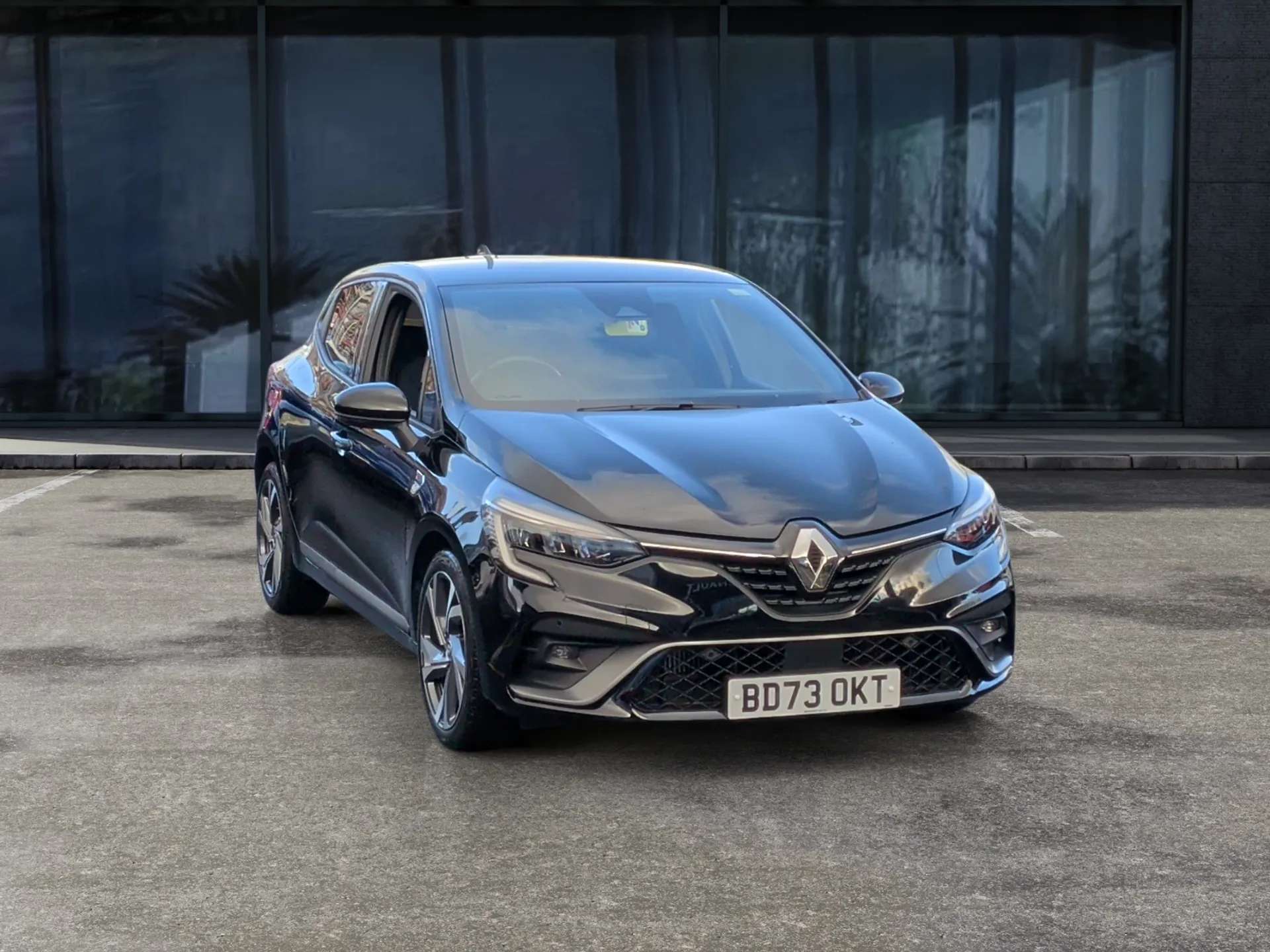 A 2023 RENAULT CLIO 1.0 TCe 90 RS Line 5dr A 2023 RENAULT CLIO 1.0 TCe 90 RS Line 5dr