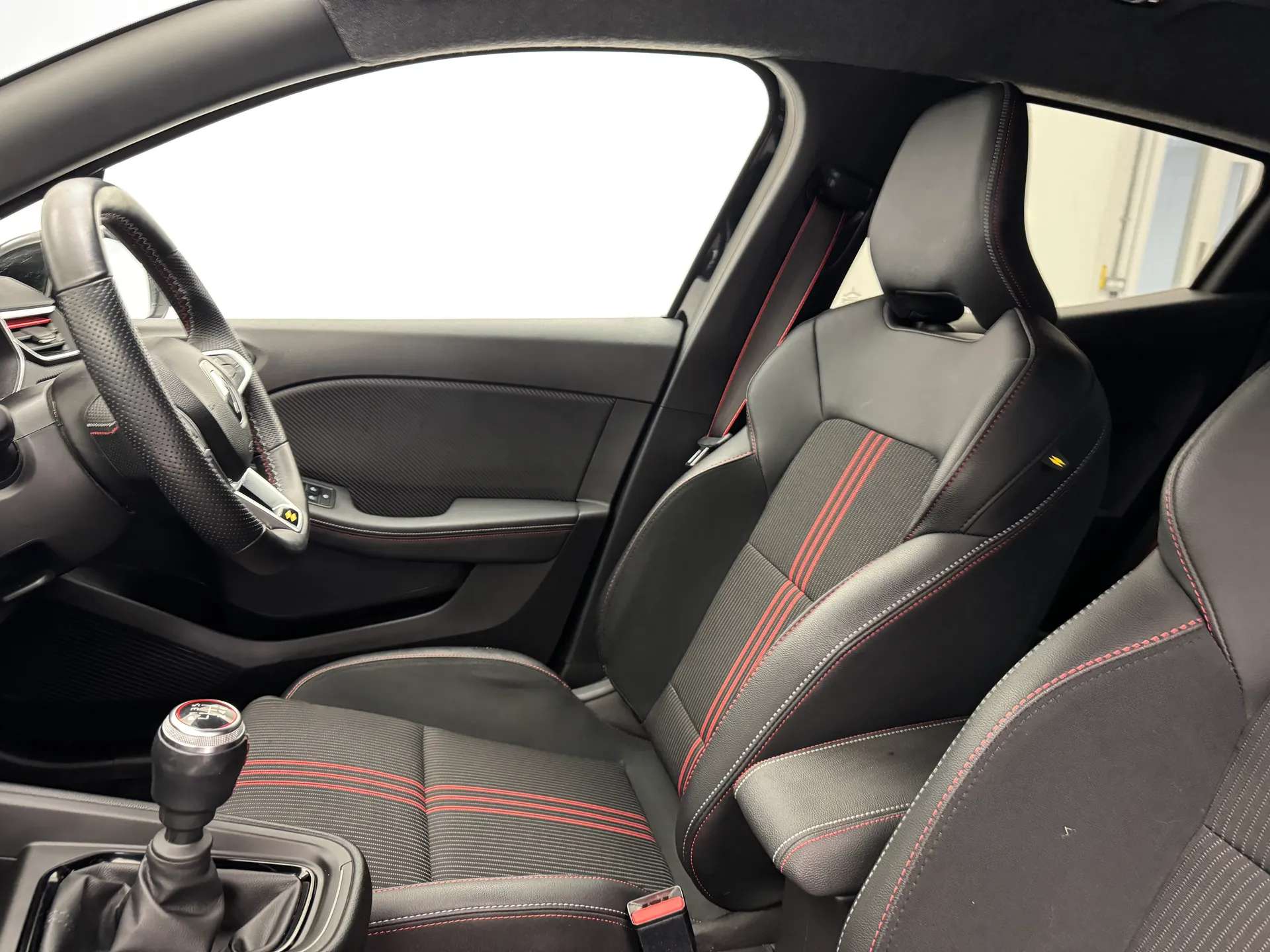 2023 RENAULT CLIO 2023 RENAULT CLIO