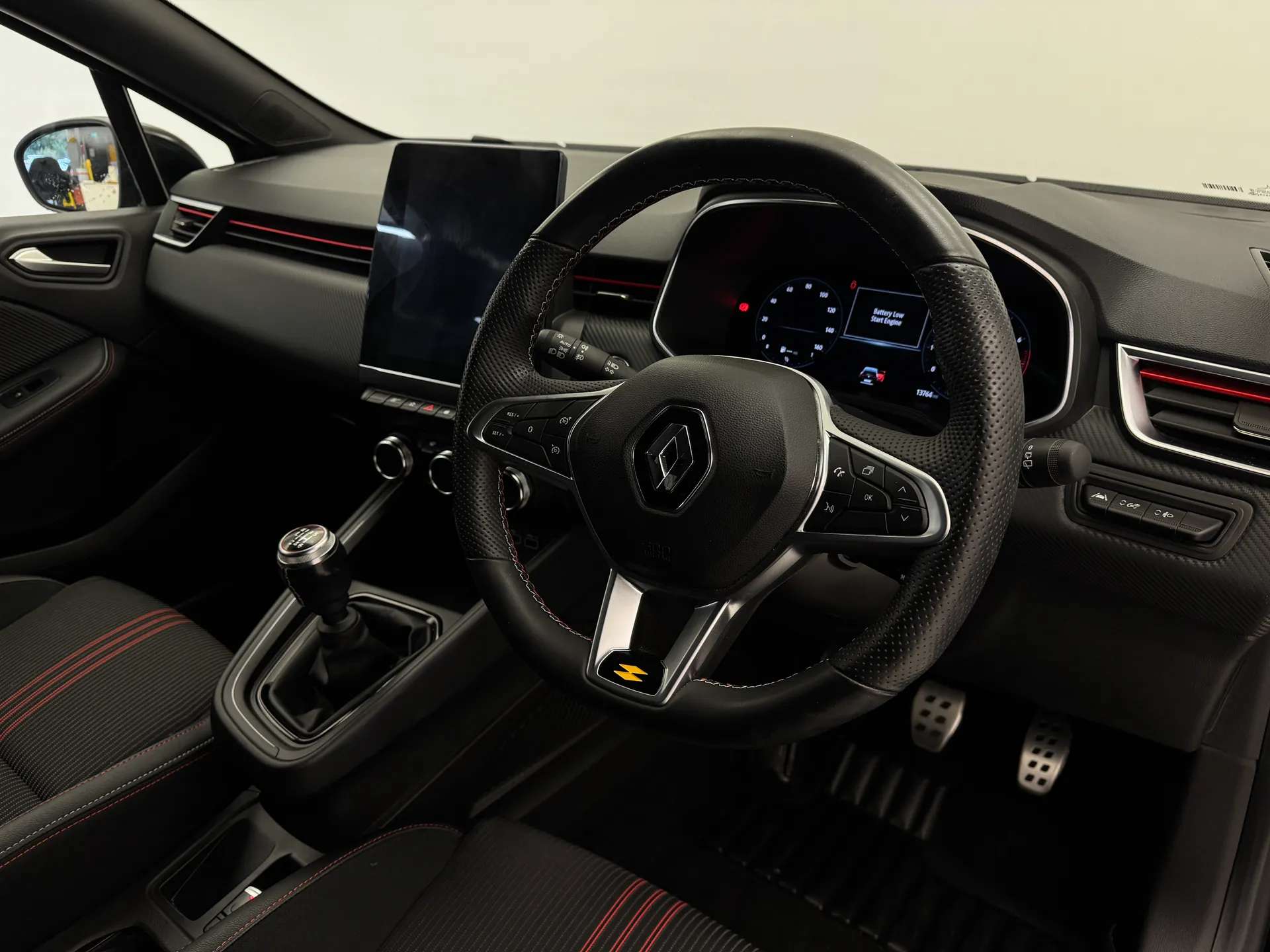 2023 RENAULT CLIO 2023 RENAULT CLIO