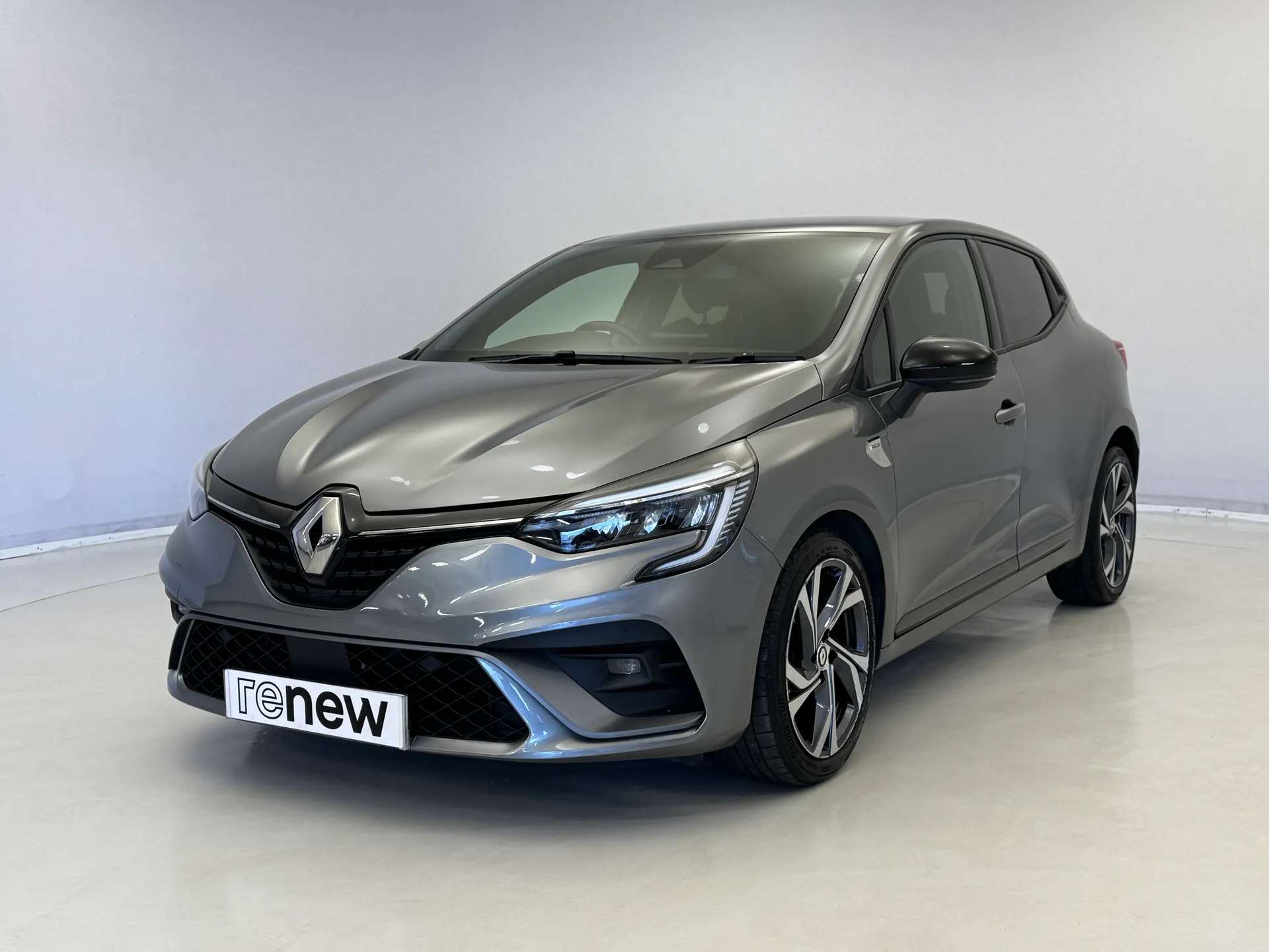 A 2023 RENAULT CLIO 1.0 TCe 90 RS Line 5dr A 2023 RENAULT CLIO 1.0 TCe 90 RS Line 5dr