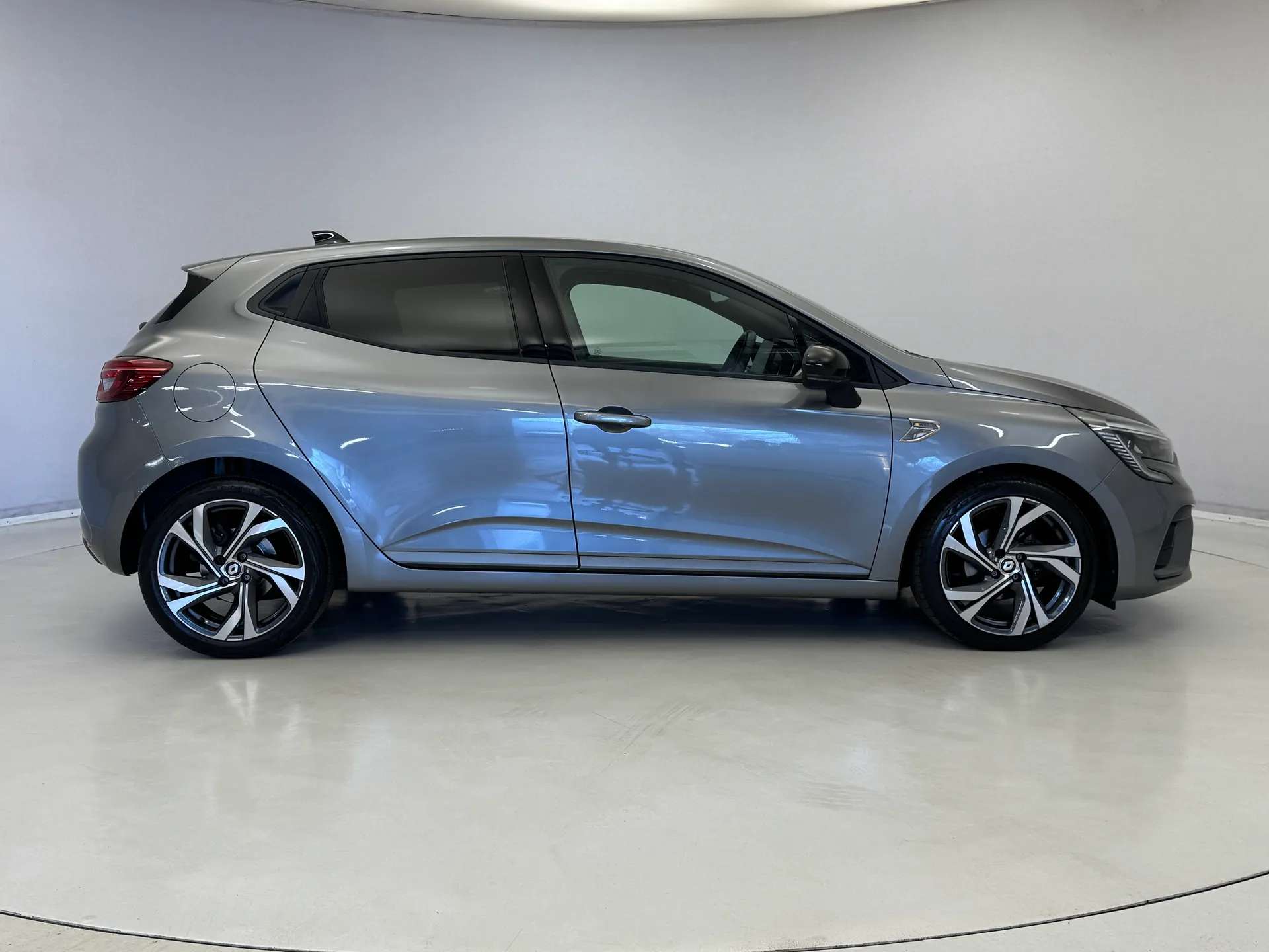 2023 RENAULT CLIO 2023 RENAULT CLIO
