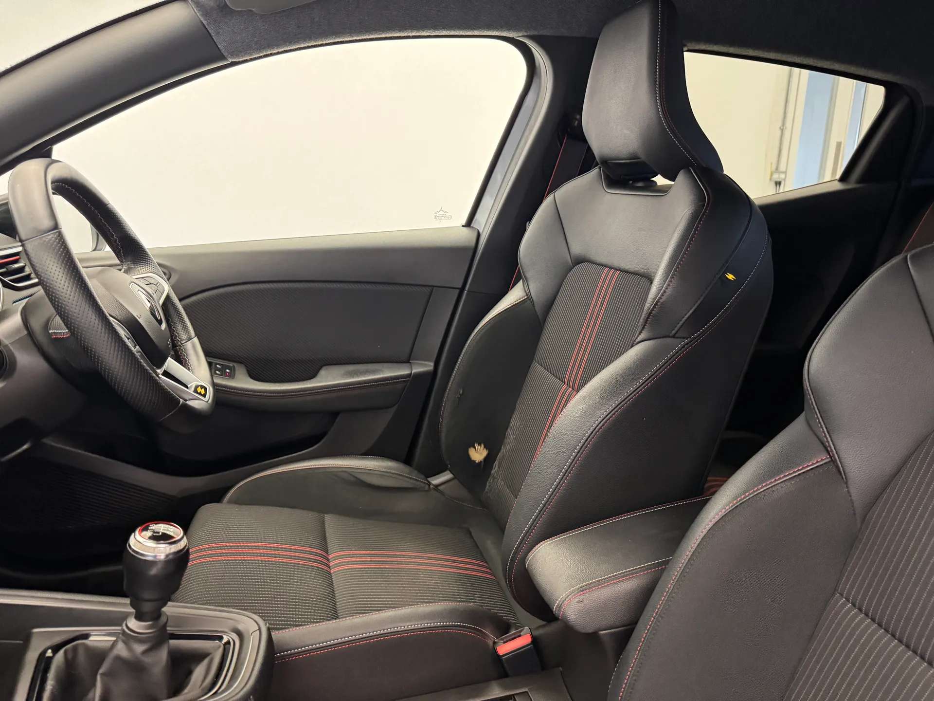 2023 RENAULT CLIO 2023 RENAULT CLIO