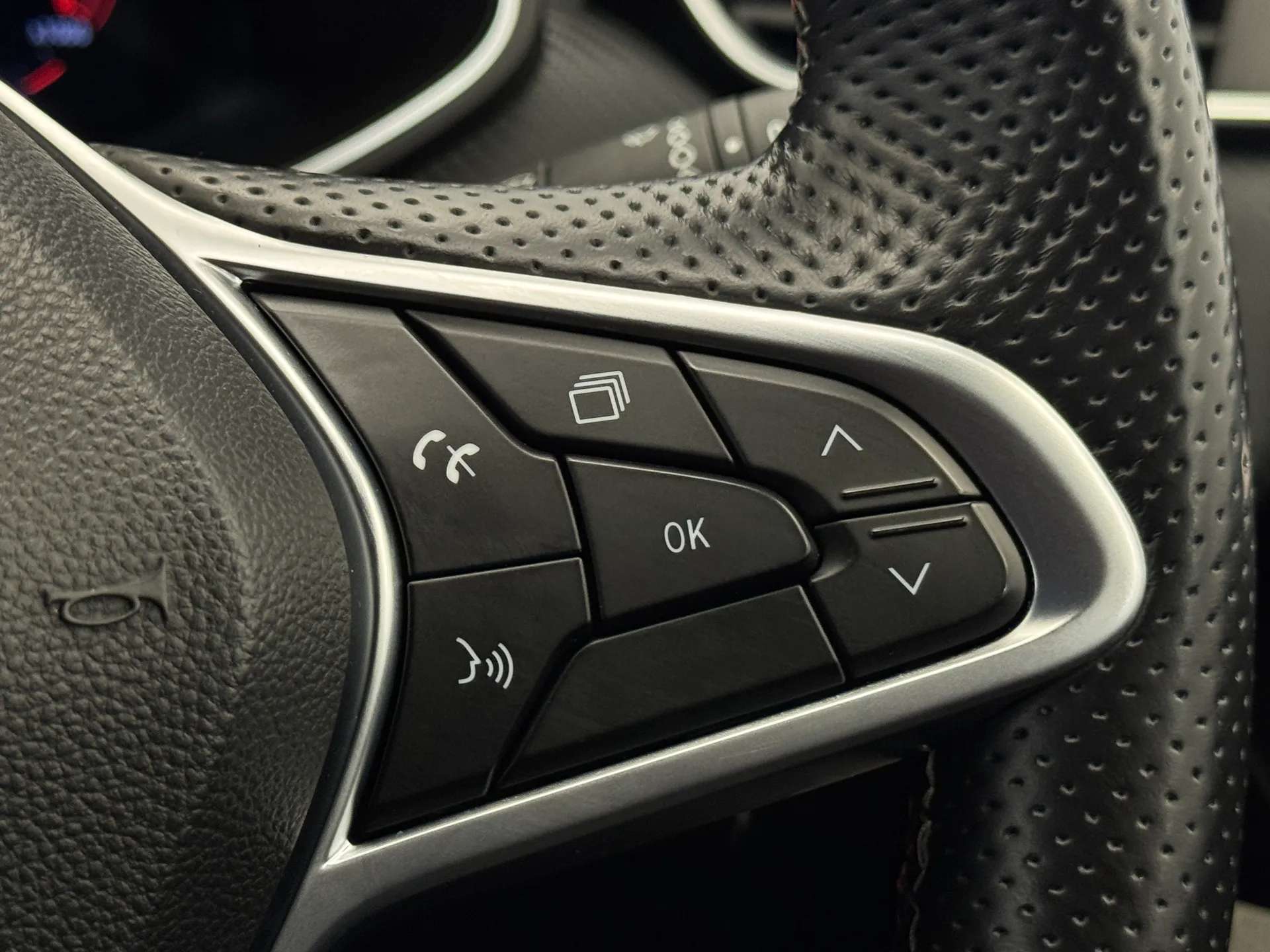 2023 RENAULT CLIO 2023 RENAULT CLIO