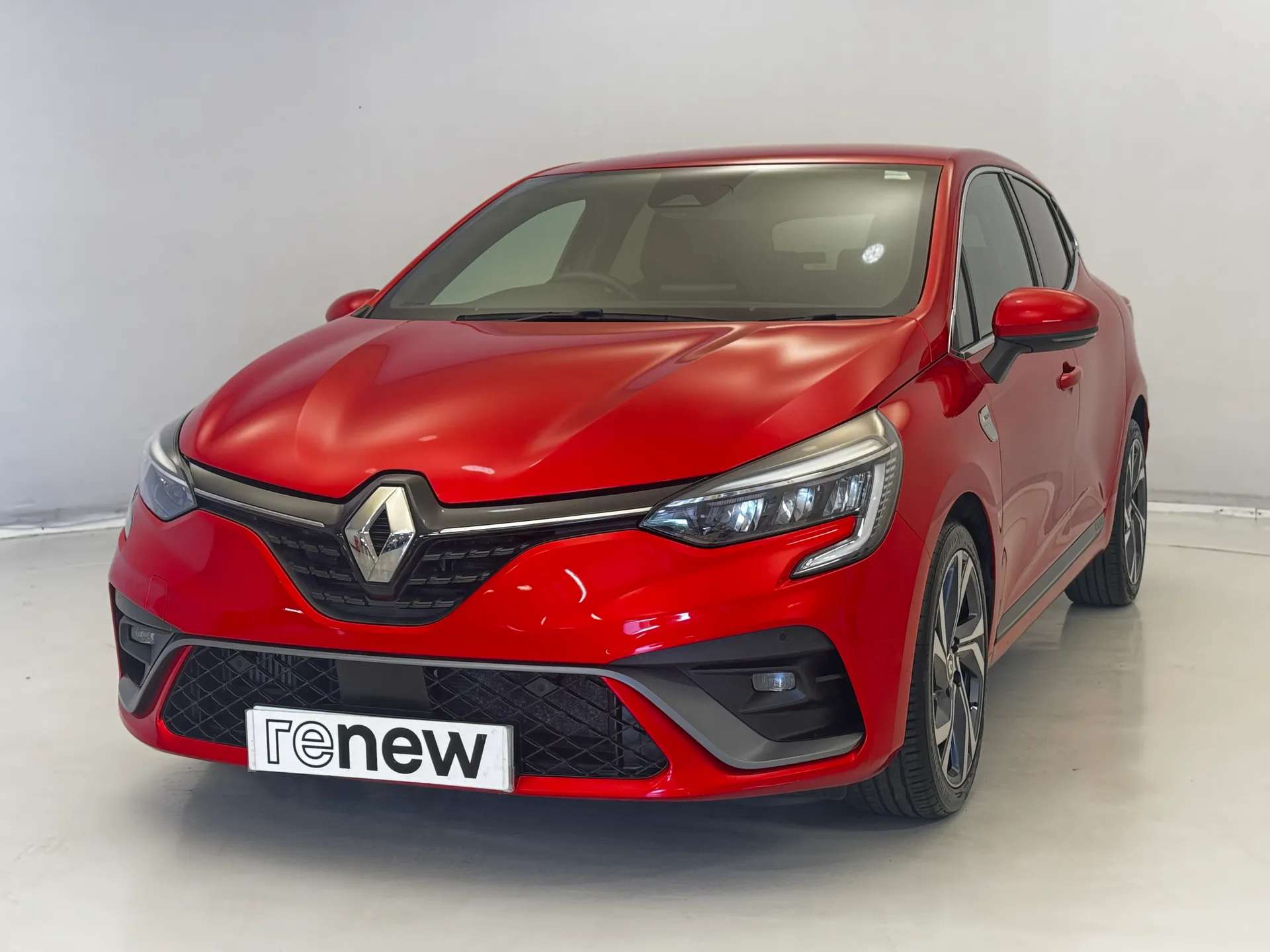 A 2021 RENAULT CLIO 1.0 TCe 90 RS Line 5dr A 2021 RENAULT CLIO 1.0 TCe 90 RS Line 5dr