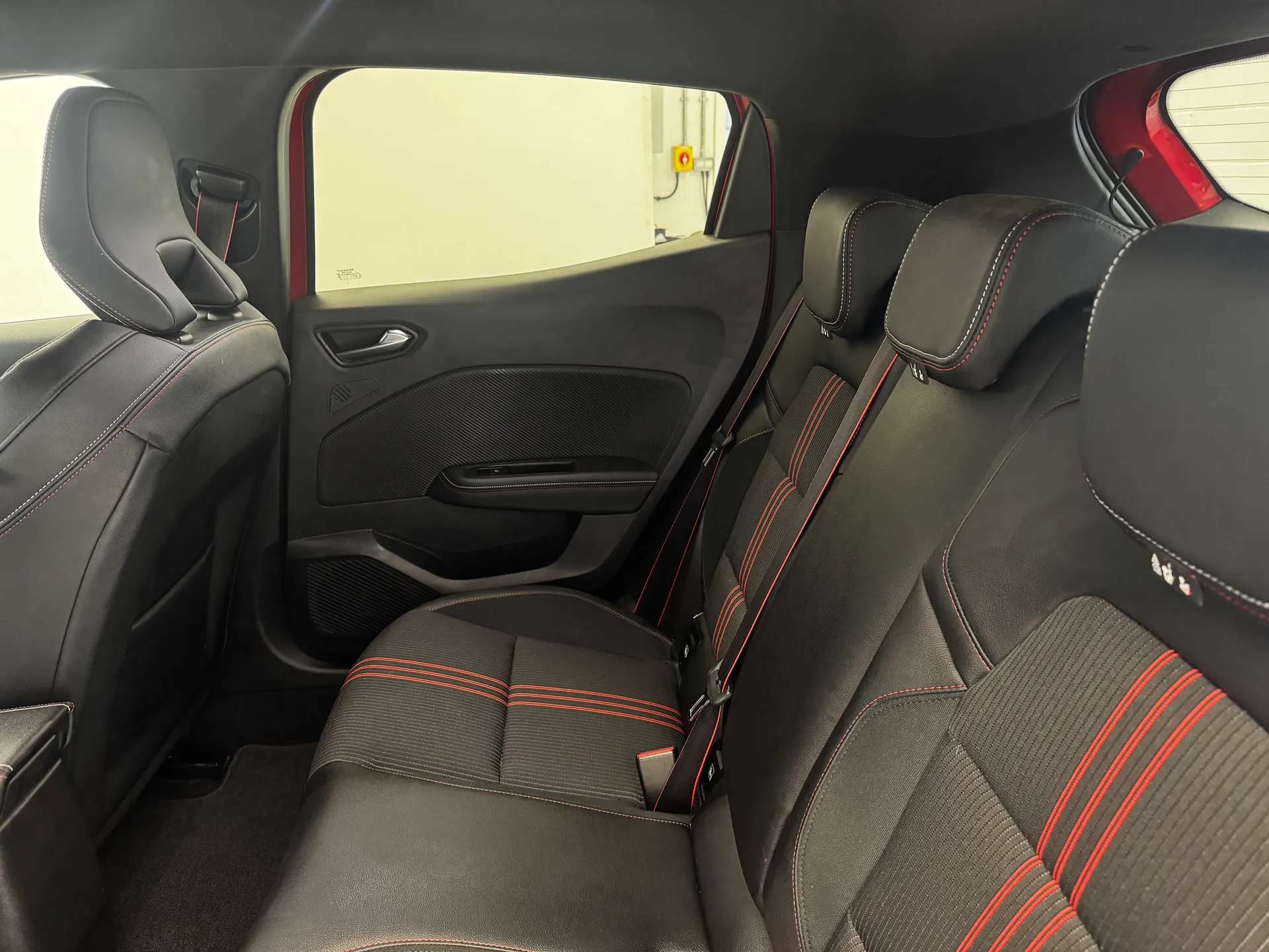 2021 RENAULT CLIO 2021 RENAULT CLIO