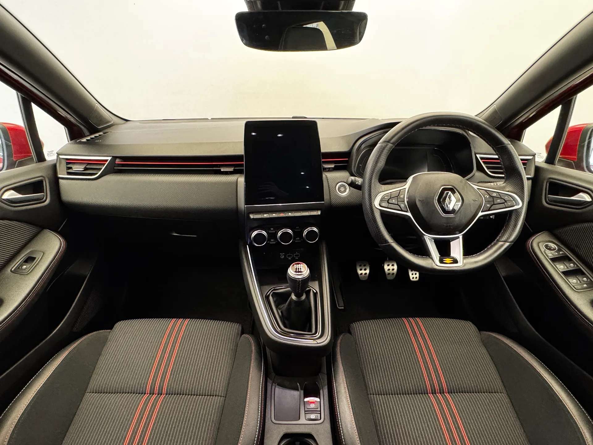 2021 RENAULT CLIO 2021 RENAULT CLIO