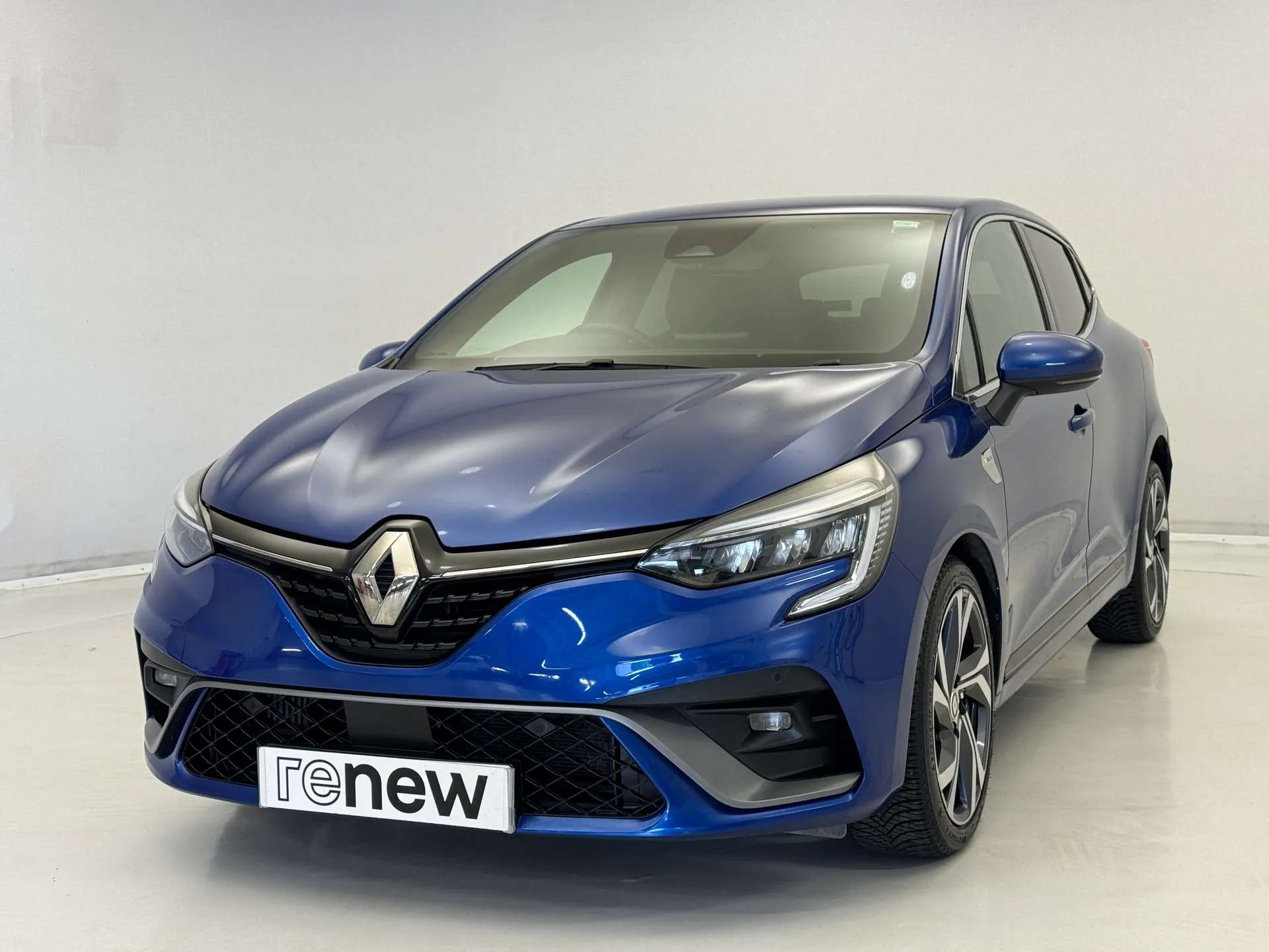 A 2021 RENAULT CLIO 1.0 TCe 90 RS Line 5dr A 2021 RENAULT CLIO 1.0 TCe 90 RS Line 5dr