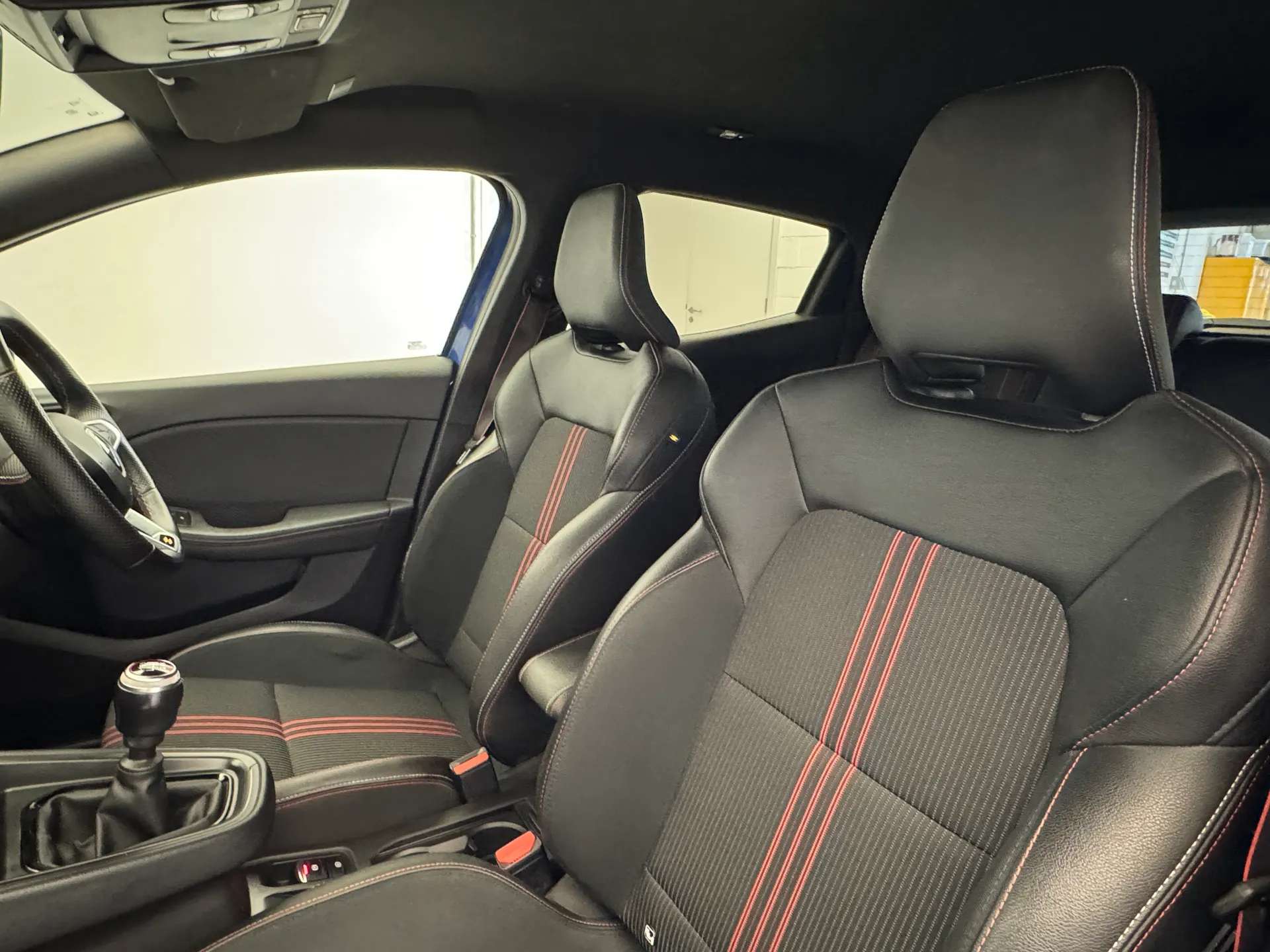 2021 RENAULT CLIO 2021 RENAULT CLIO