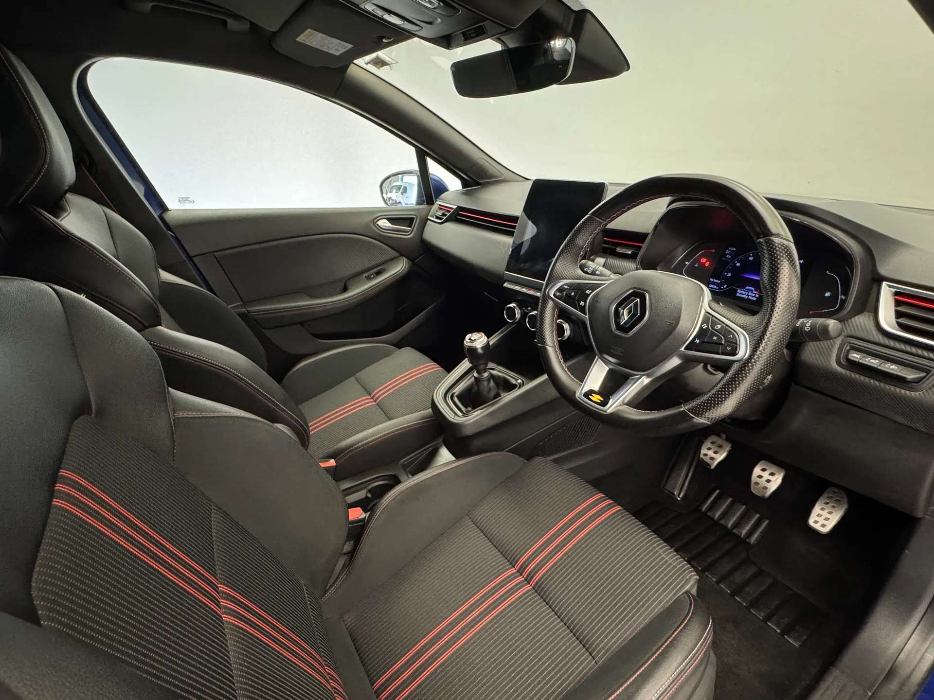2021 RENAULT CLIO 2021 RENAULT CLIO