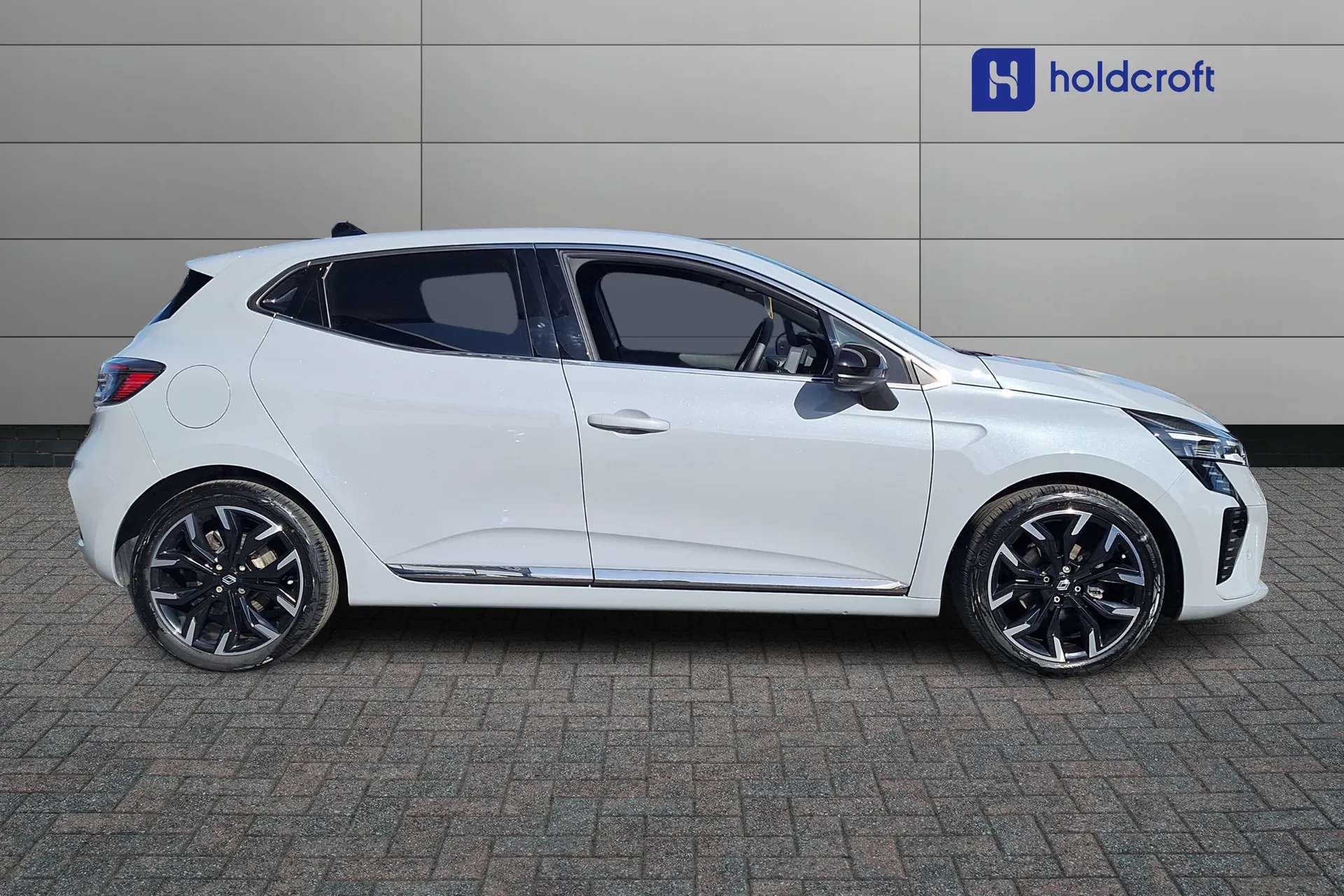 2024 RENAULT CLIO 2024 RENAULT CLIO