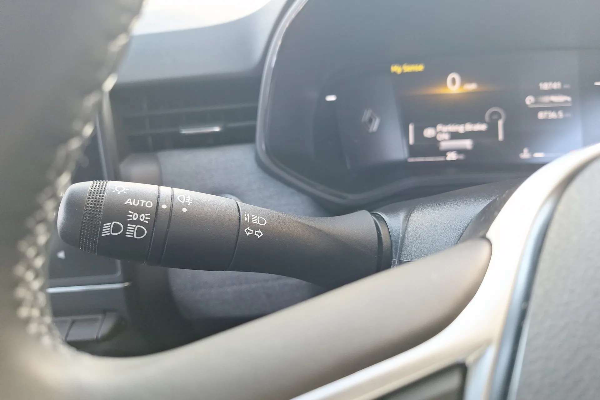 2024 RENAULT CLIO 2024 RENAULT CLIO