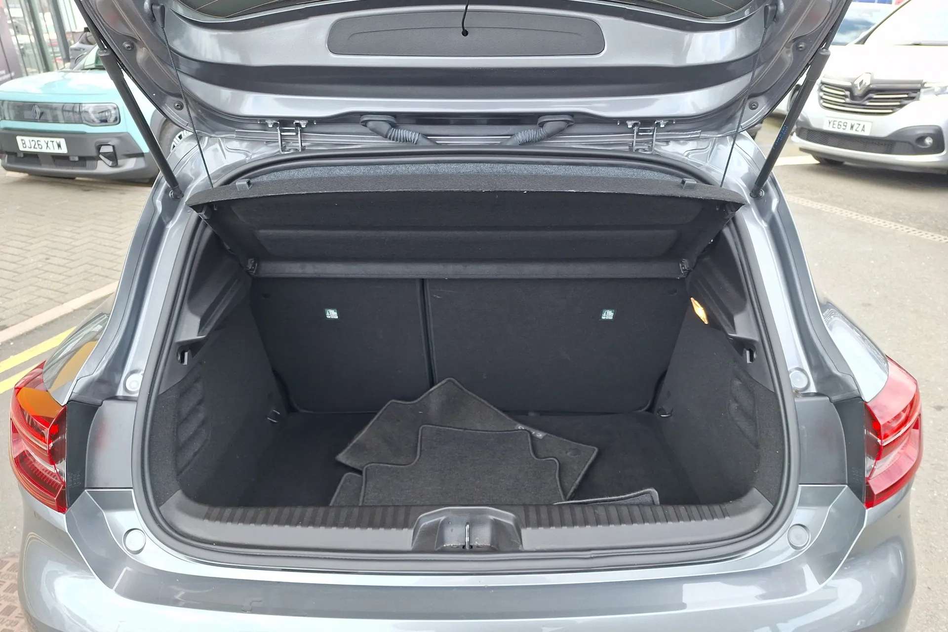 2023 RENAULT CLIO 2023 RENAULT CLIO