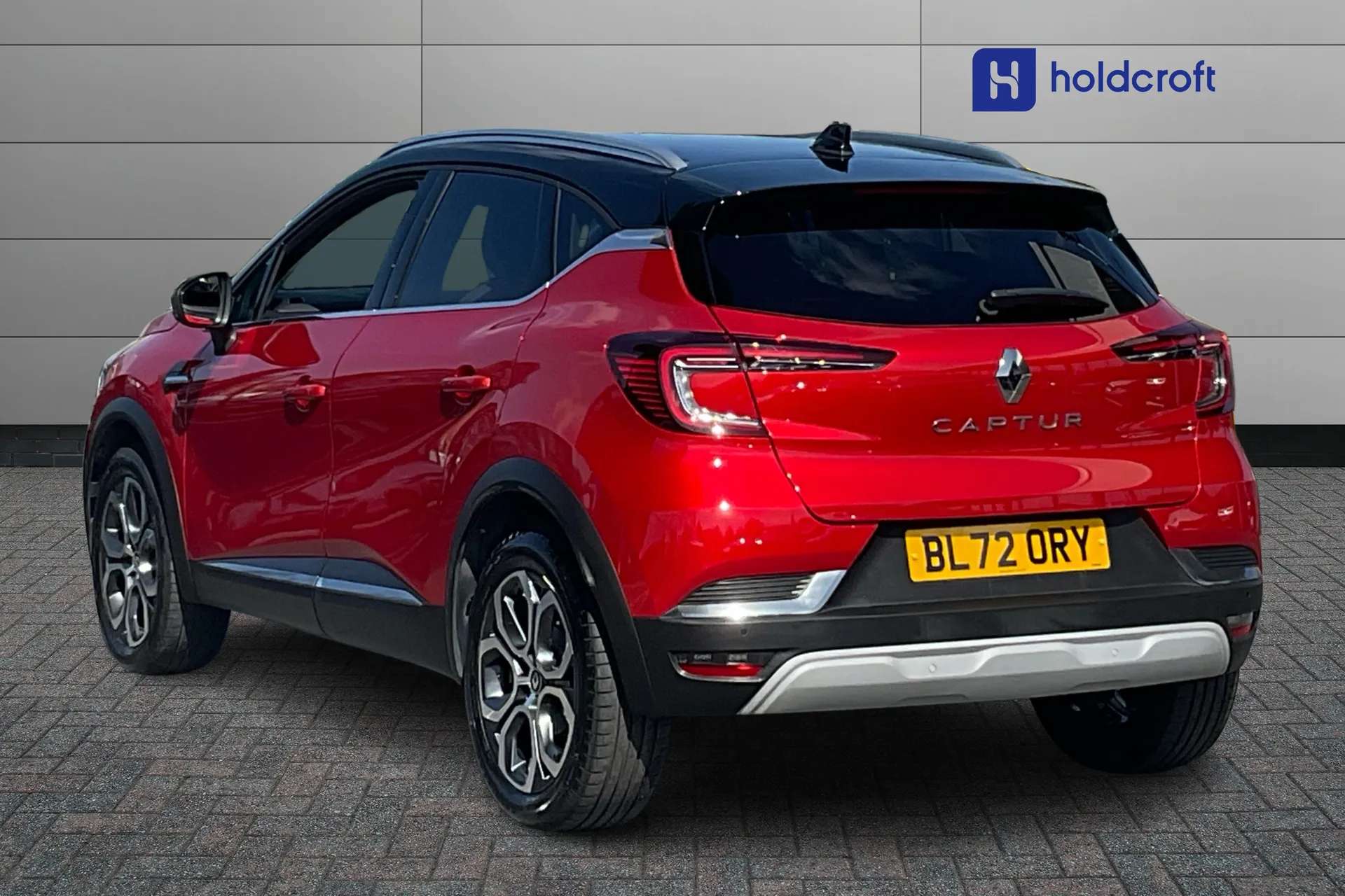 A 2022 RENAULT CAPTUR 1.0 TCE 90 Techno 5dr A 2022 RENAULT CAPTUR 1.0 TCE 90 Techno 5dr