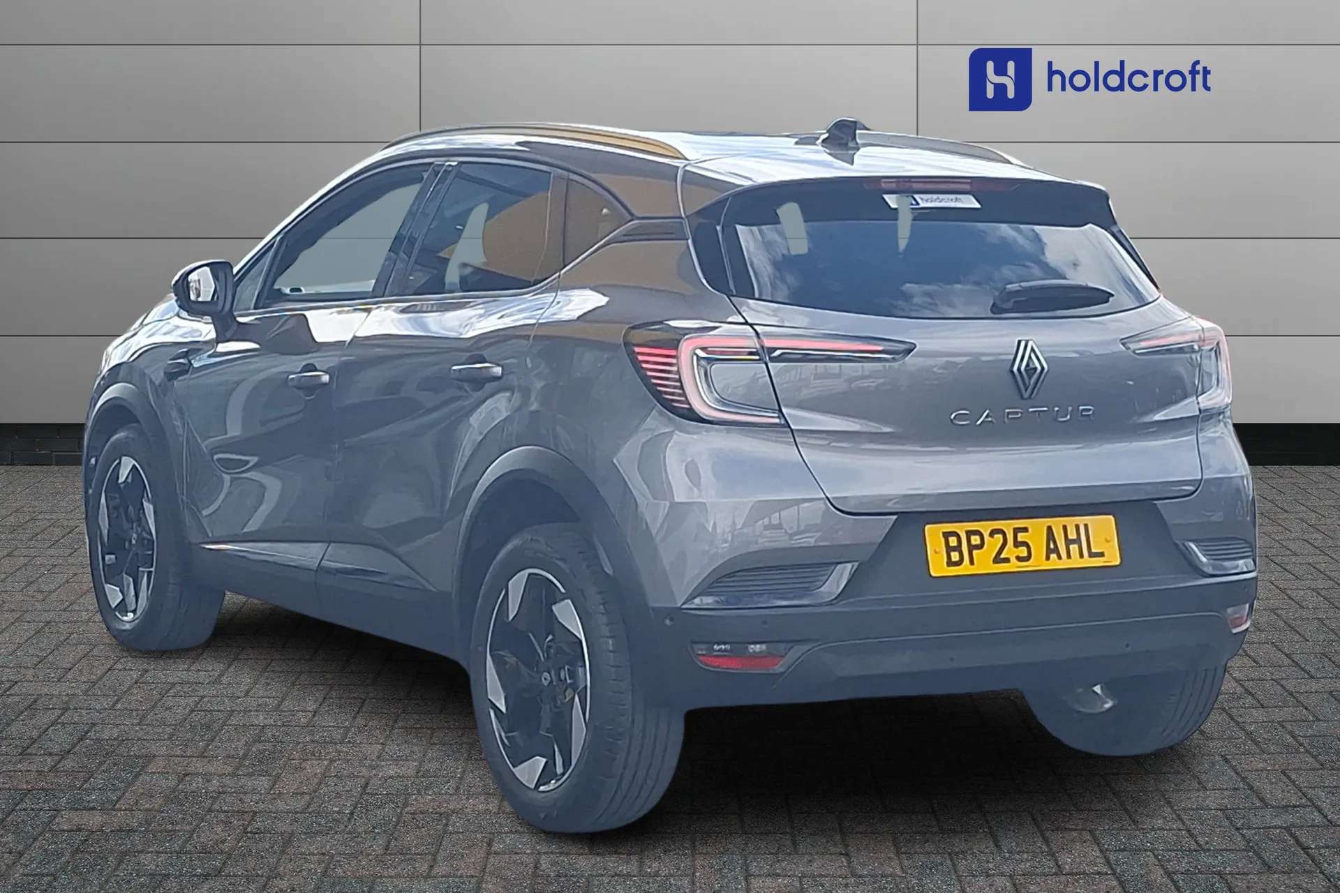 A 2025 RENAULT CAPTUR 1.0 TCE 90 Techno 5dr A 2025 RENAULT CAPTUR 1.0 TCE 90 Techno 5dr