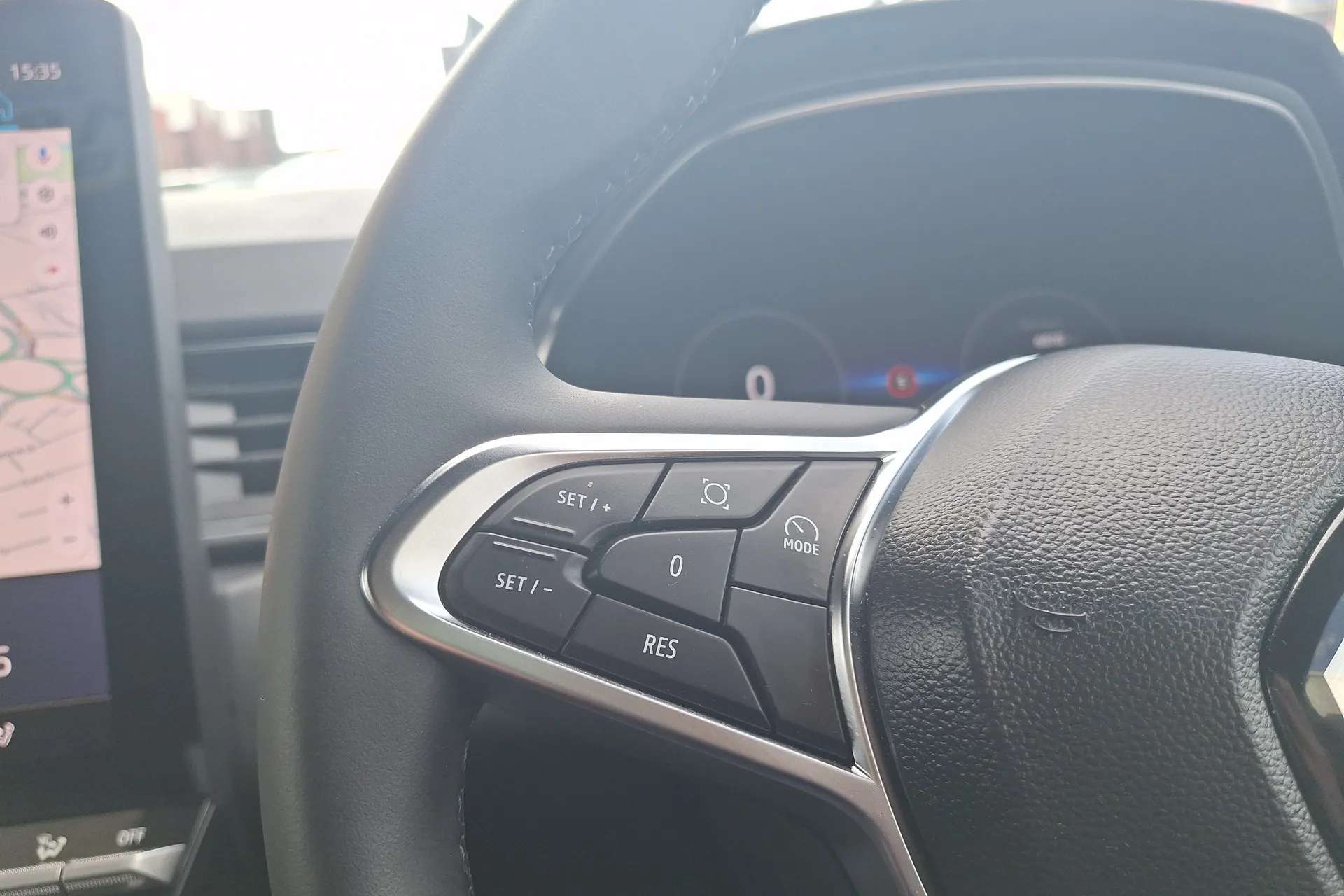 2025 RENAULT CAPTUR 2025 RENAULT CAPTUR