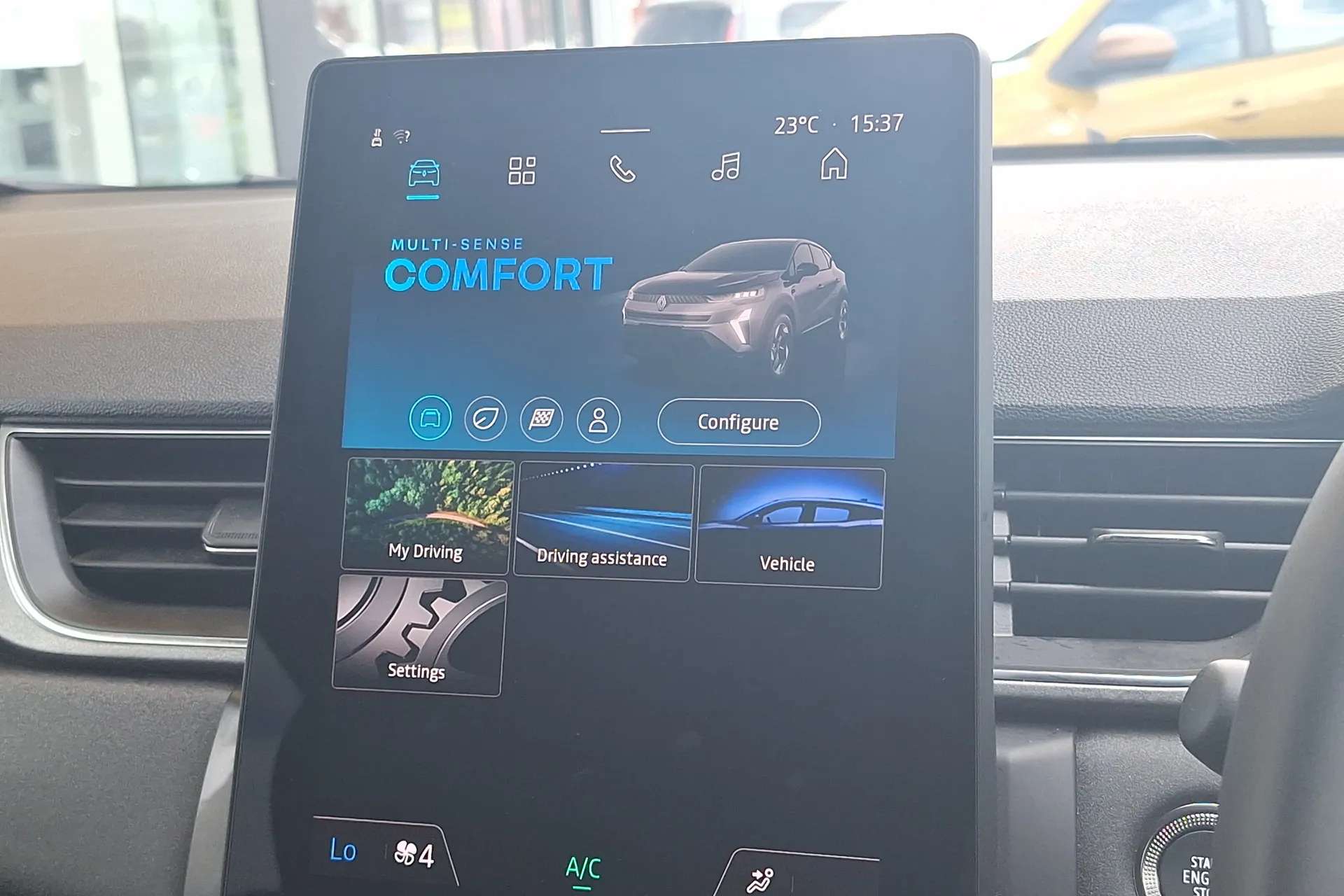 2025 RENAULT CAPTUR 2025 RENAULT CAPTUR