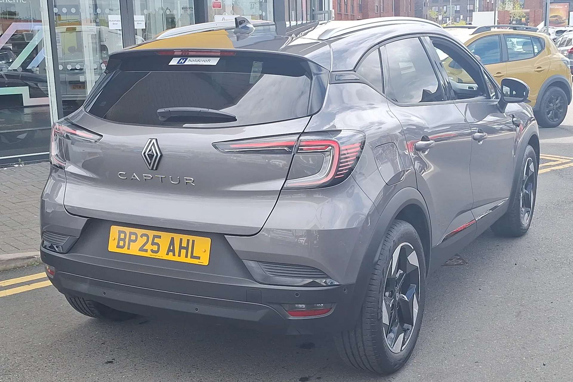 2025 RENAULT CAPTUR 2025 RENAULT CAPTUR