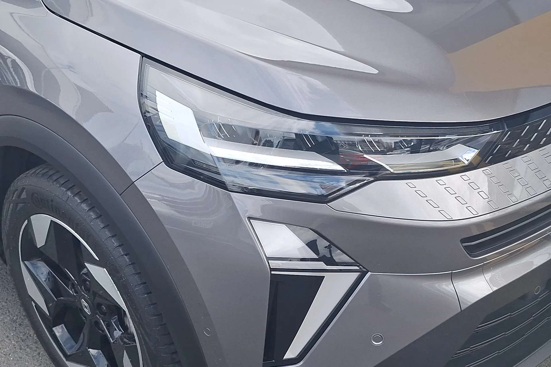2025 RENAULT CAPTUR 2025 RENAULT CAPTUR