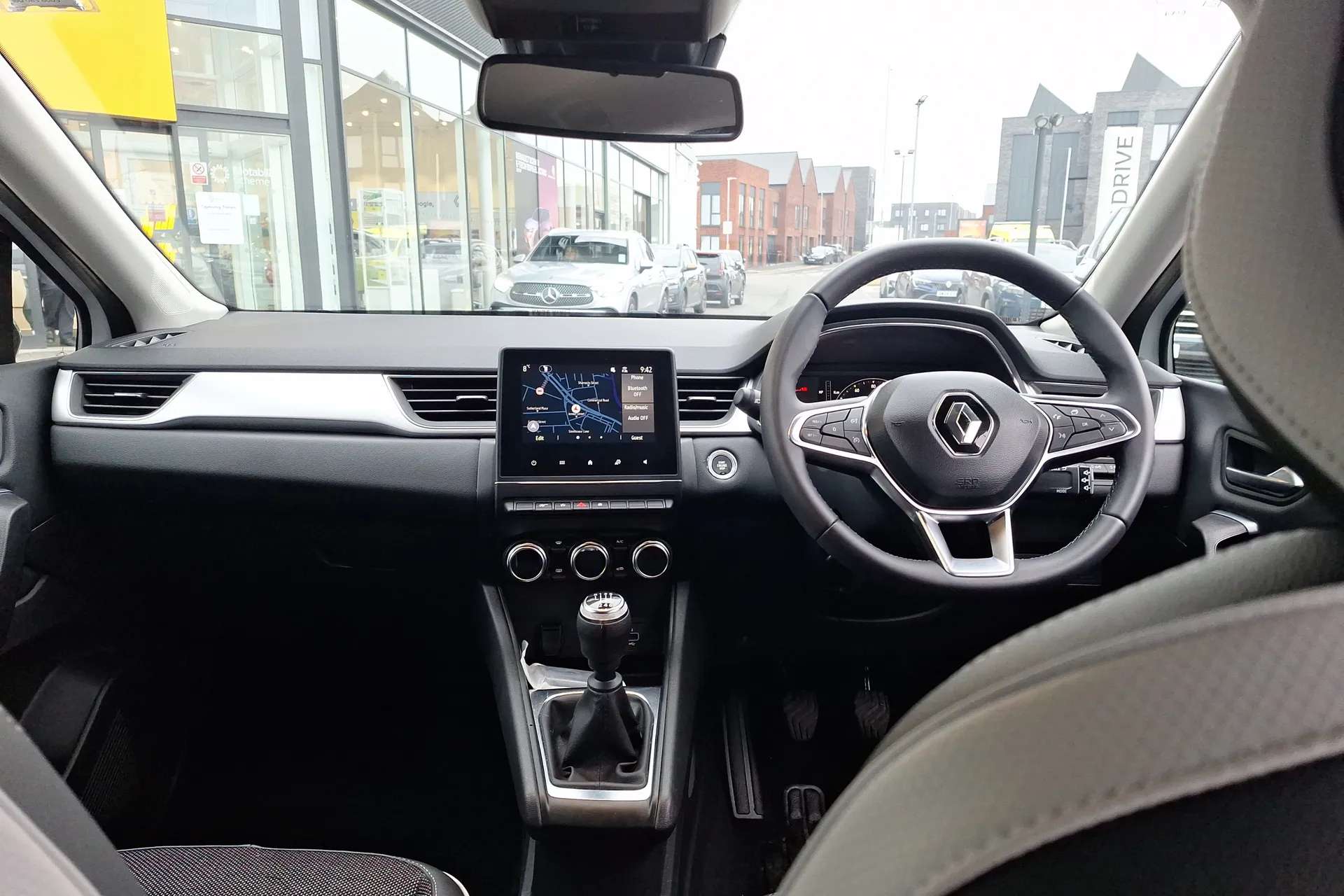 A 2022 RENAULT CAPTUR 1.0 TCE 90 Techno 5dr A 2022 RENAULT CAPTUR 1.0 TCE 90 Techno 5dr