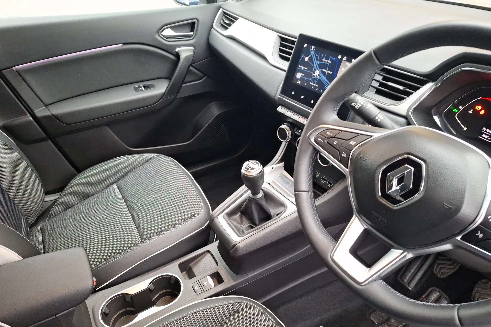 2022 RENAULT CAPTUR 2022 RENAULT CAPTUR