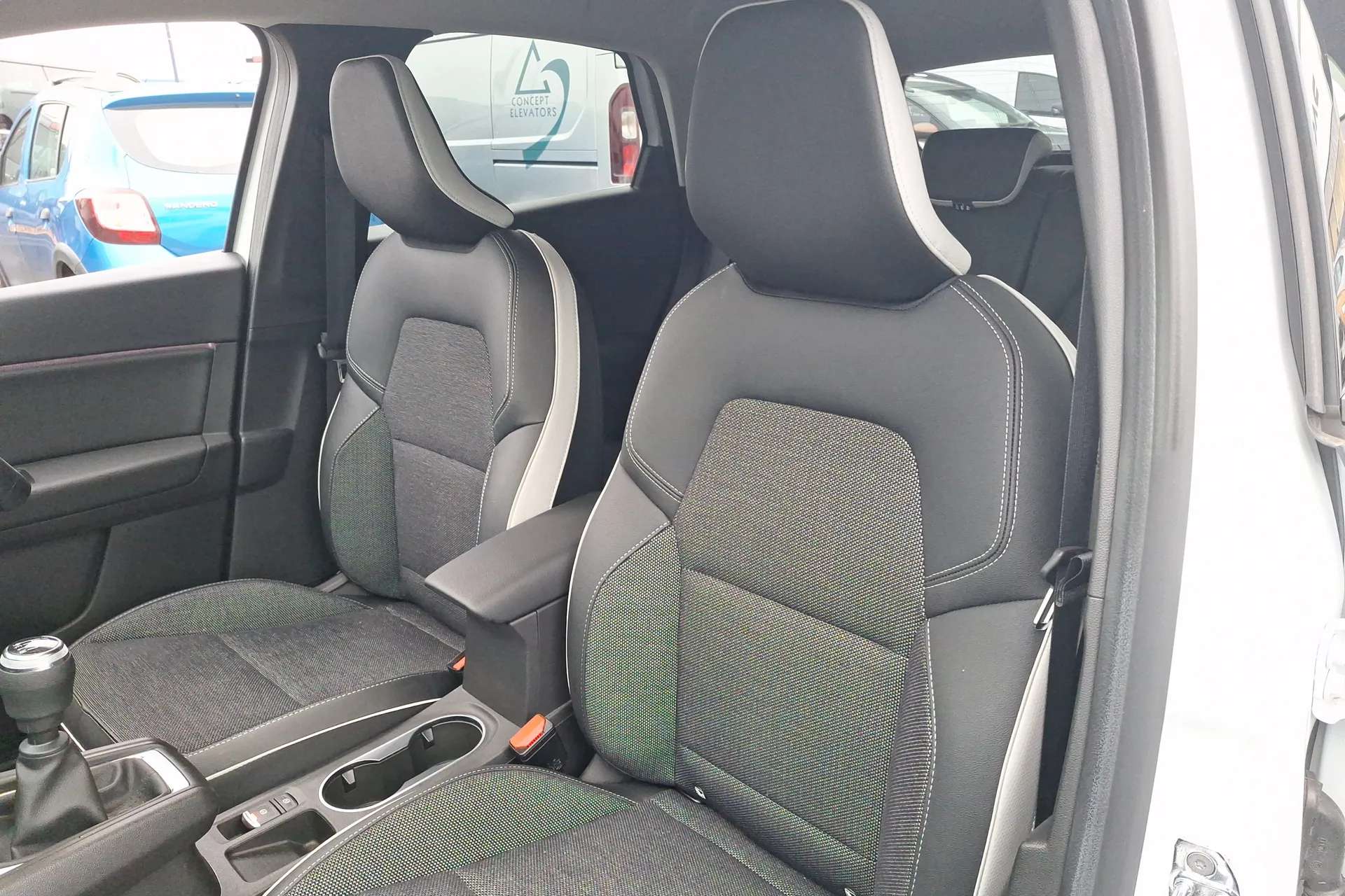 2022 RENAULT CAPTUR 2022 RENAULT CAPTUR