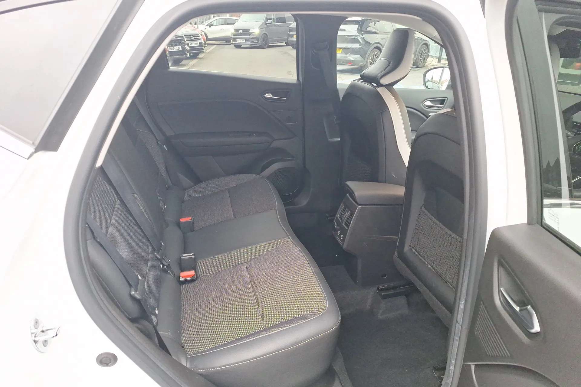 2022 RENAULT CAPTUR 2022 RENAULT CAPTUR