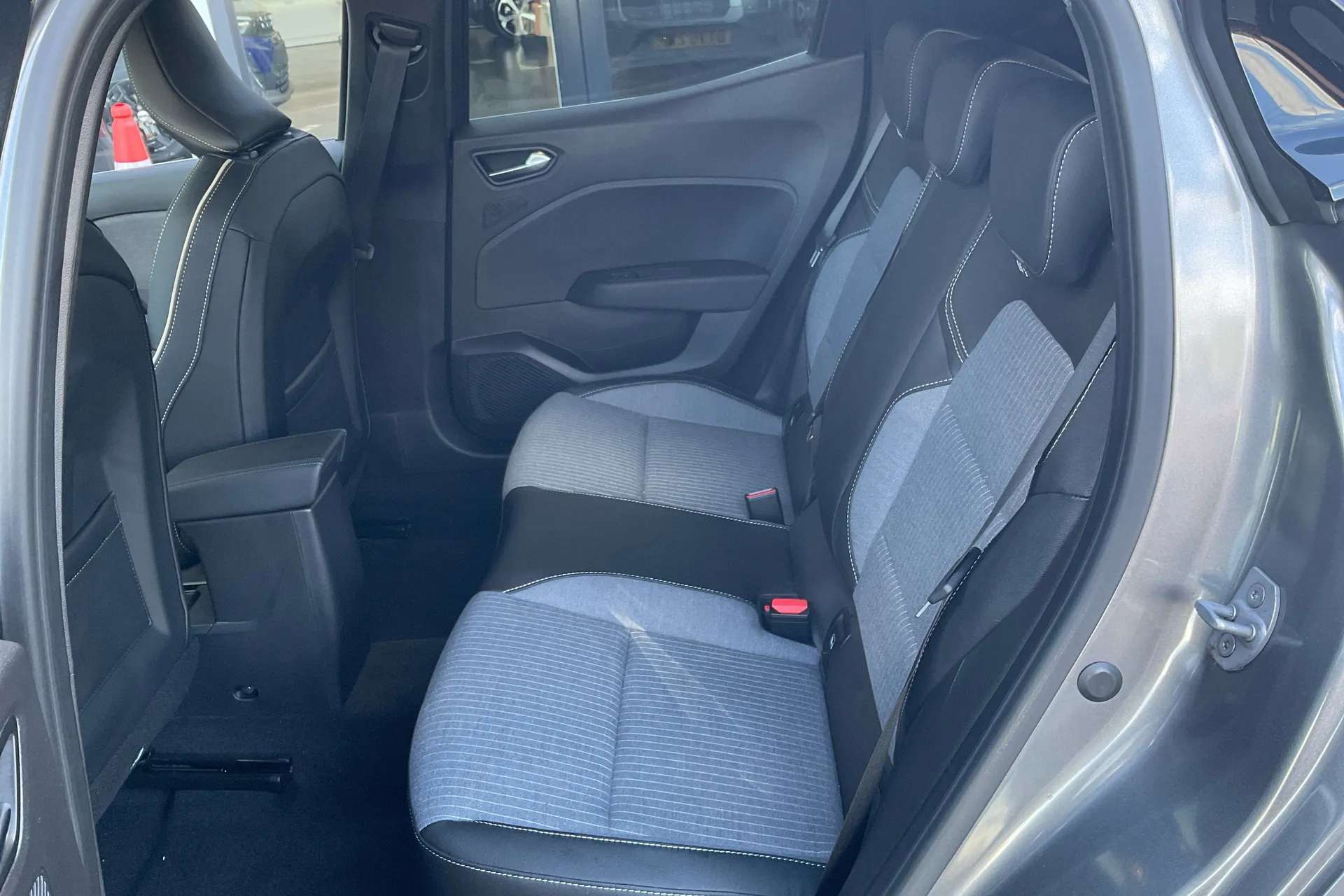 2024 RENAULT CLIO 2024 RENAULT CLIO
