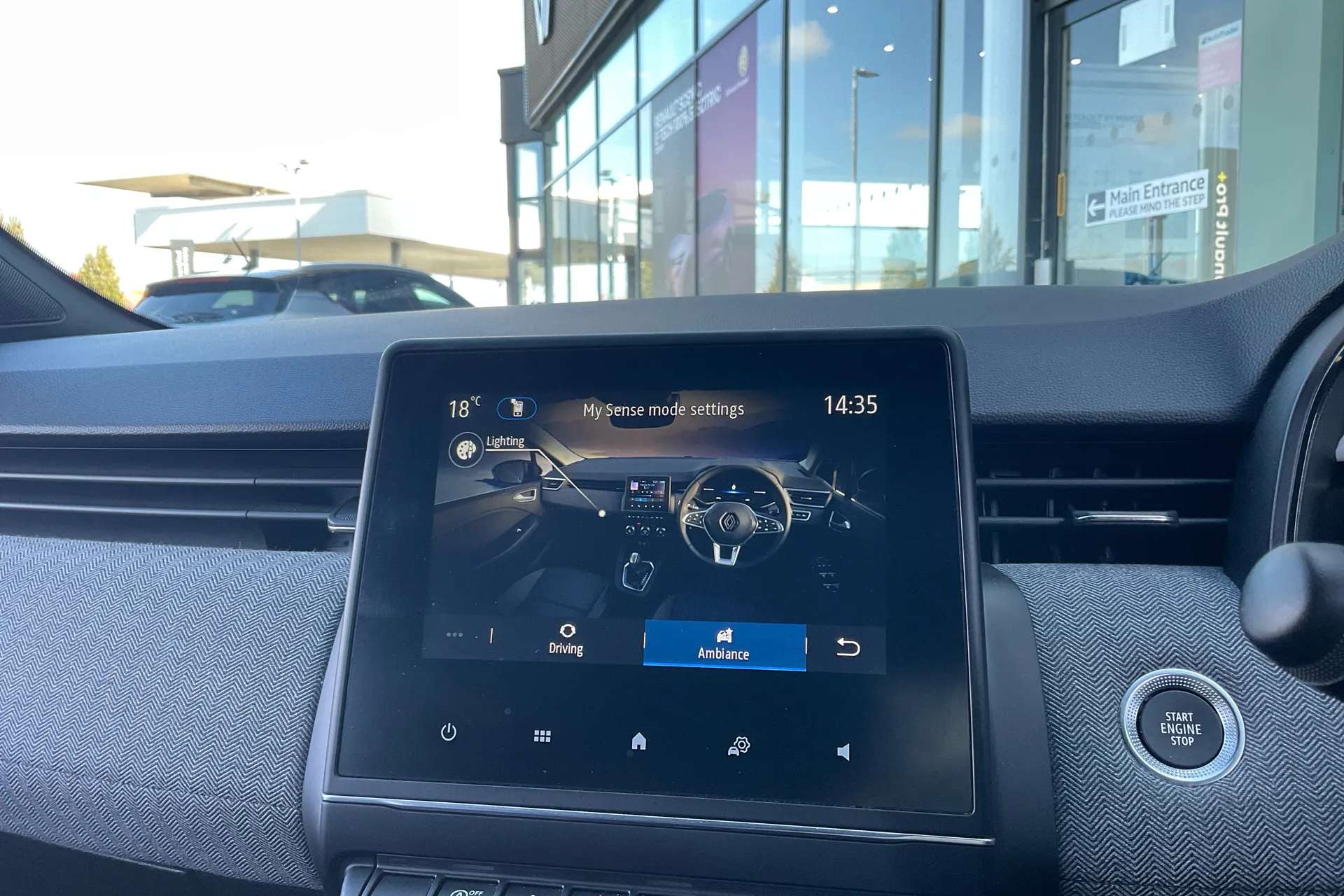 2024 RENAULT CLIO 2024 RENAULT CLIO