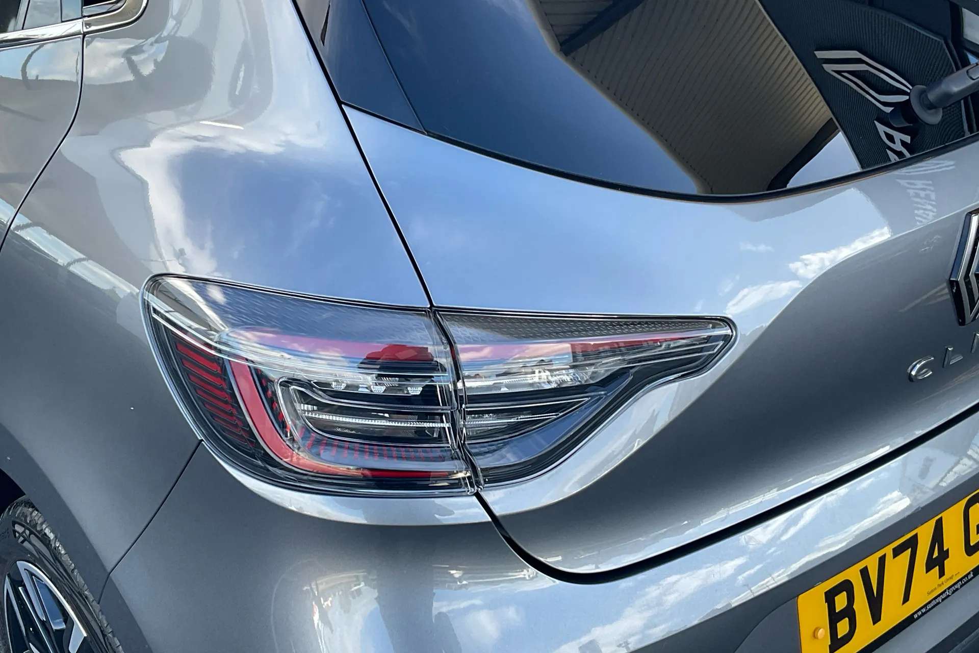 2024 RENAULT CLIO 2024 RENAULT CLIO