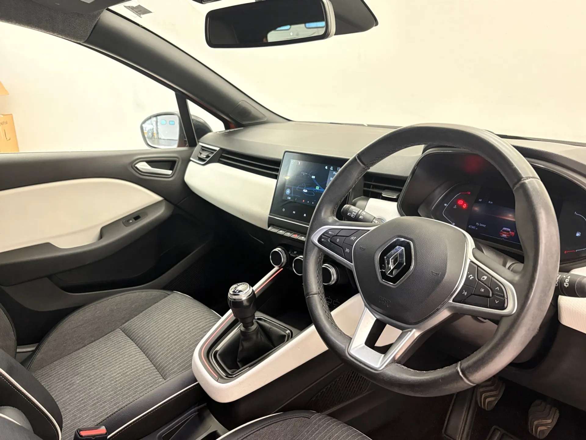 2023 RENAULT CLIO 2023 RENAULT CLIO