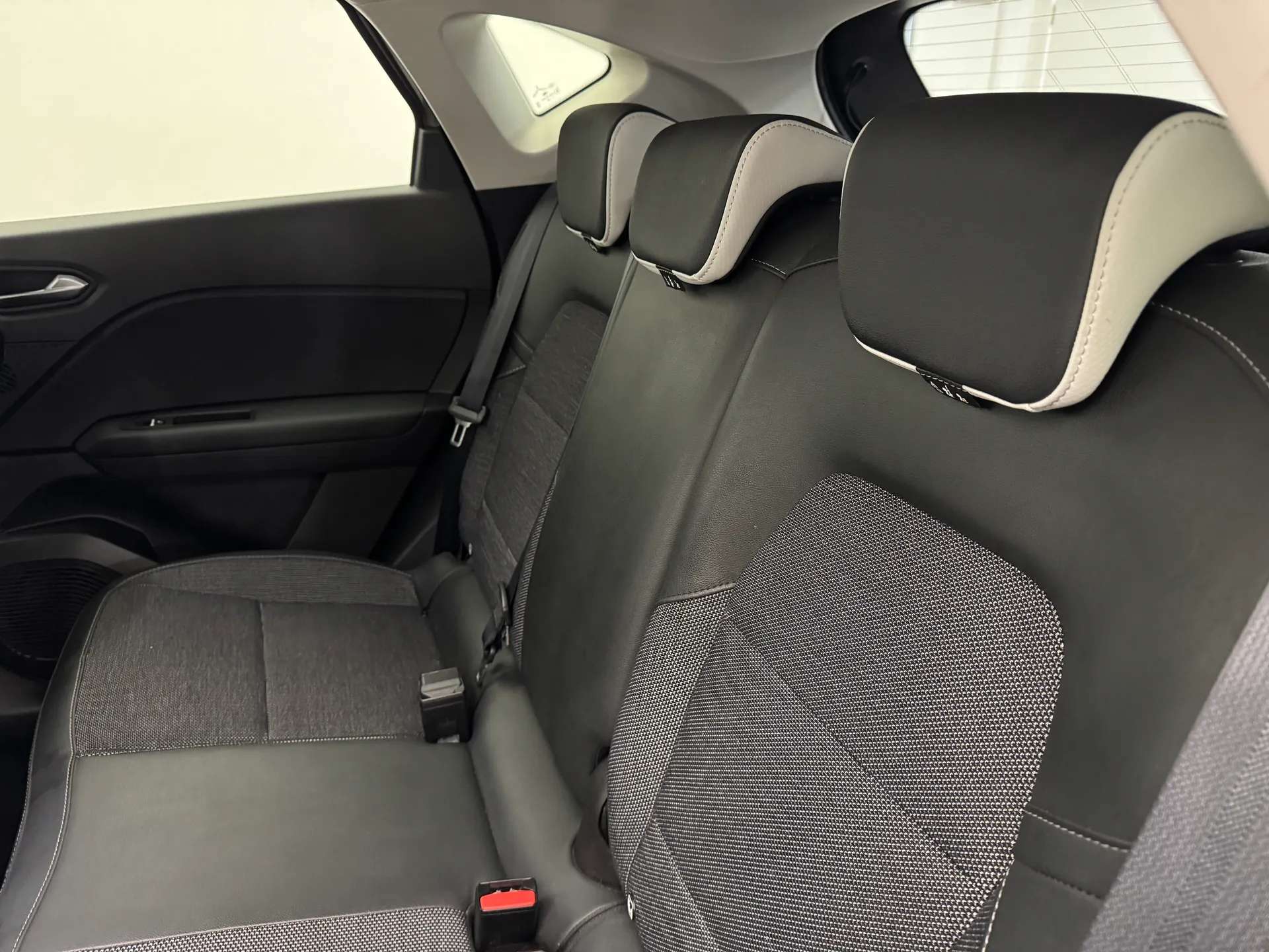 2024 RENAULT CAPTUR 2024 RENAULT CAPTUR