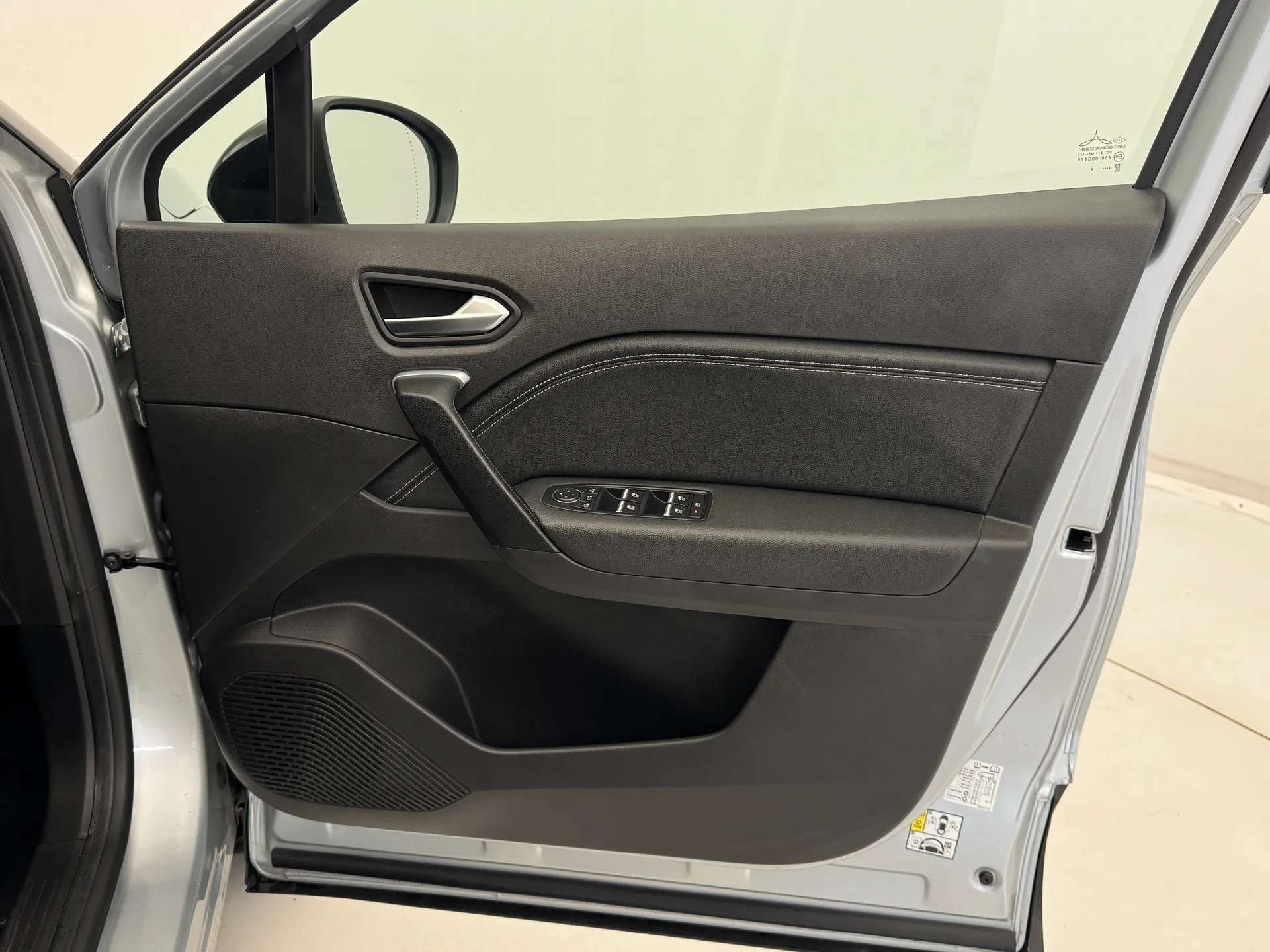 2024 RENAULT CAPTUR 2024 RENAULT CAPTUR