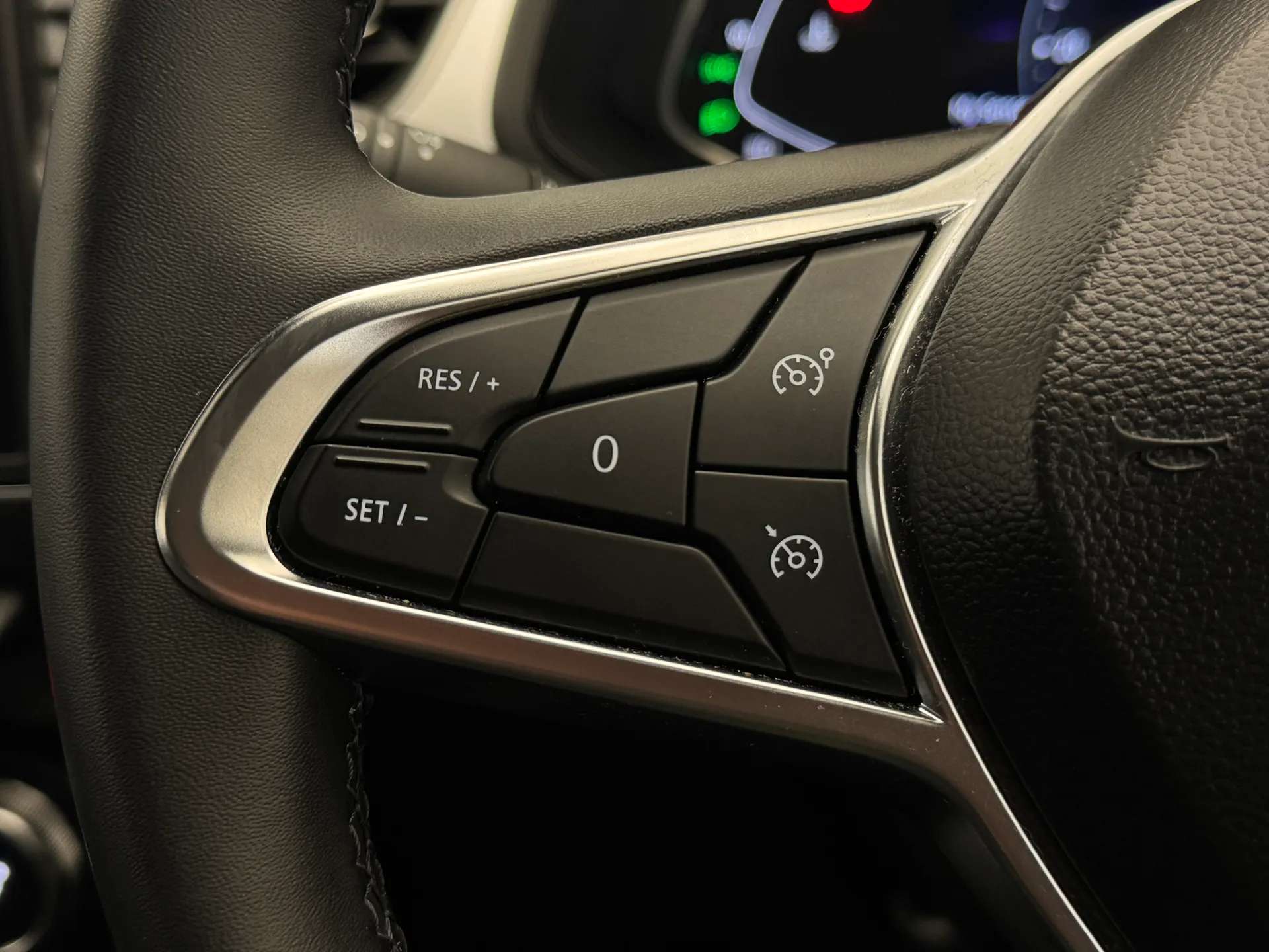 2024 RENAULT CAPTUR 2024 RENAULT CAPTUR