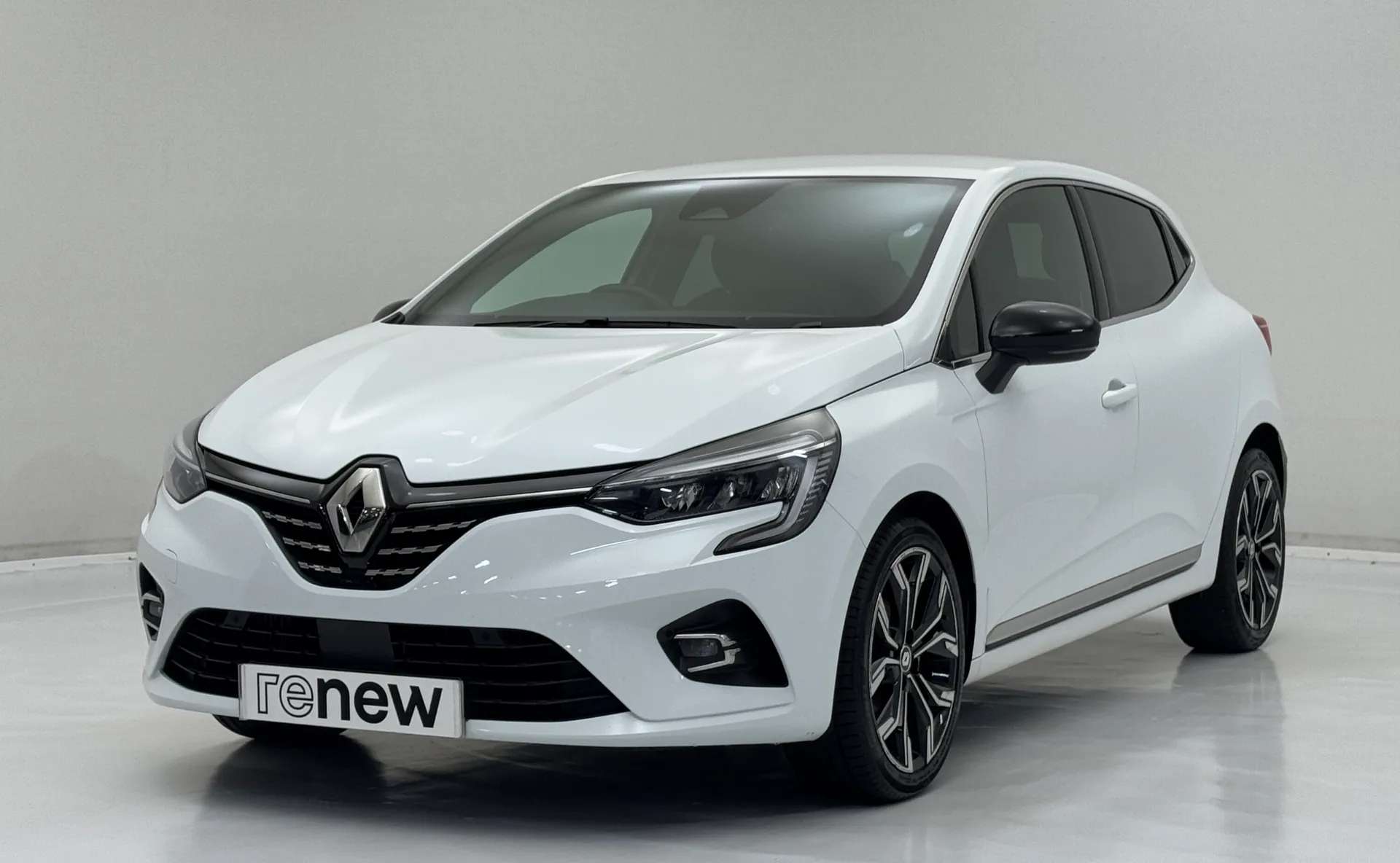 A 2022 RENAULT CLIO 1.0 TCe 90 Techno 5dr A 2022 RENAULT CLIO 1.0 TCe 90 Techno 5dr