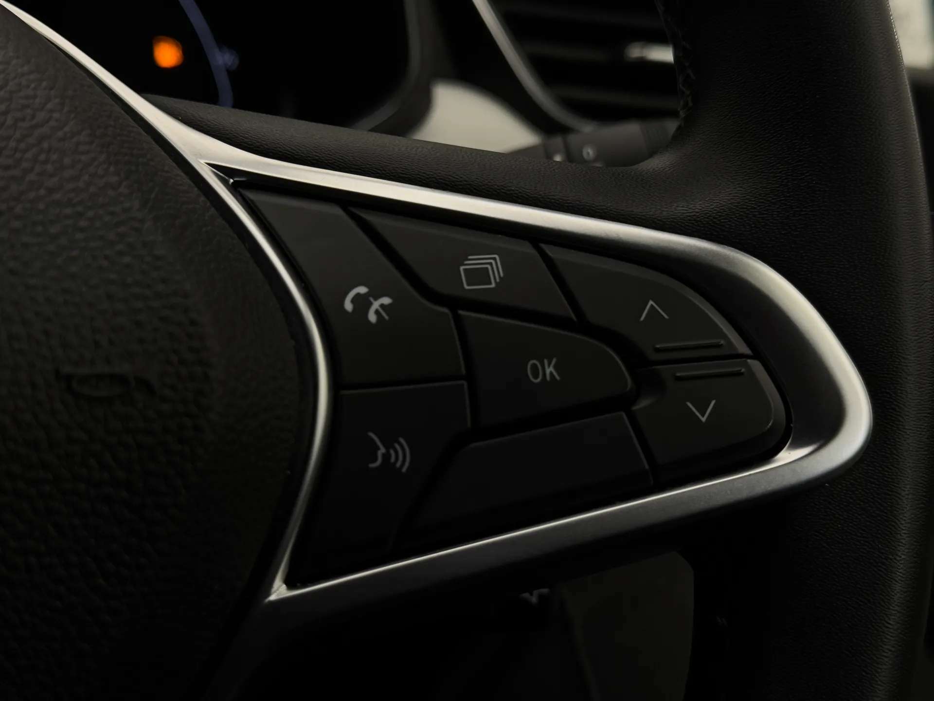 2022 RENAULT CLIO 2022 RENAULT CLIO