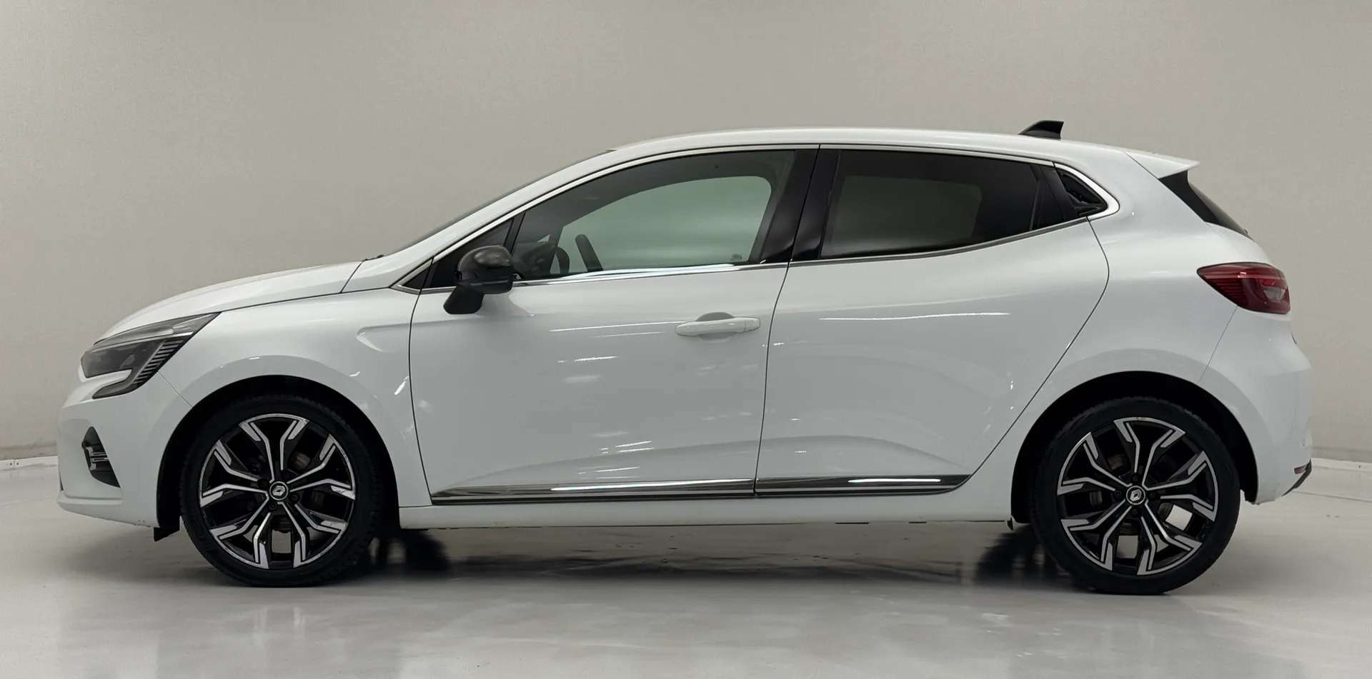2022 RENAULT CLIO 2022 RENAULT CLIO