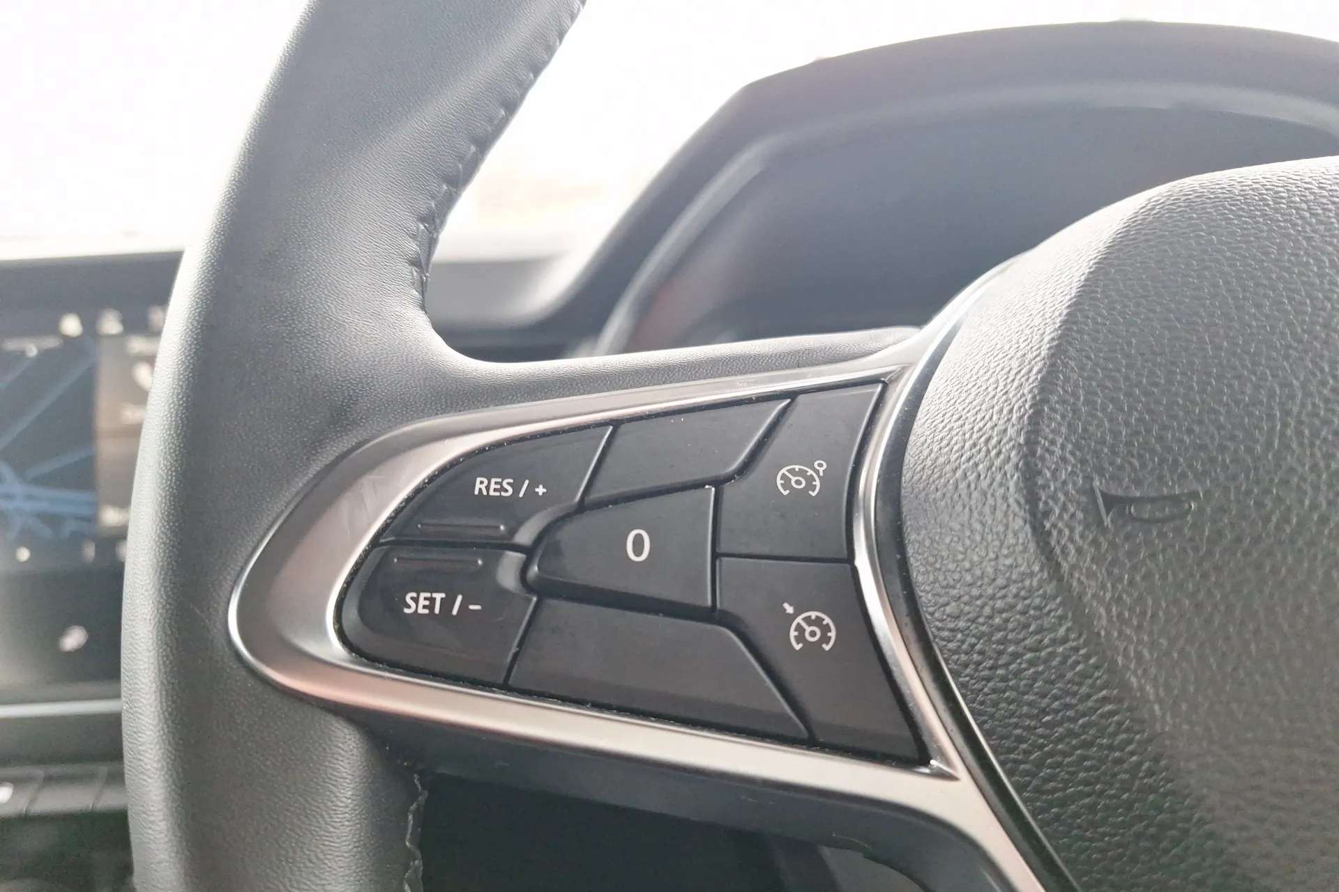 2024 RENAULT CAPTUR 2024 RENAULT CAPTUR