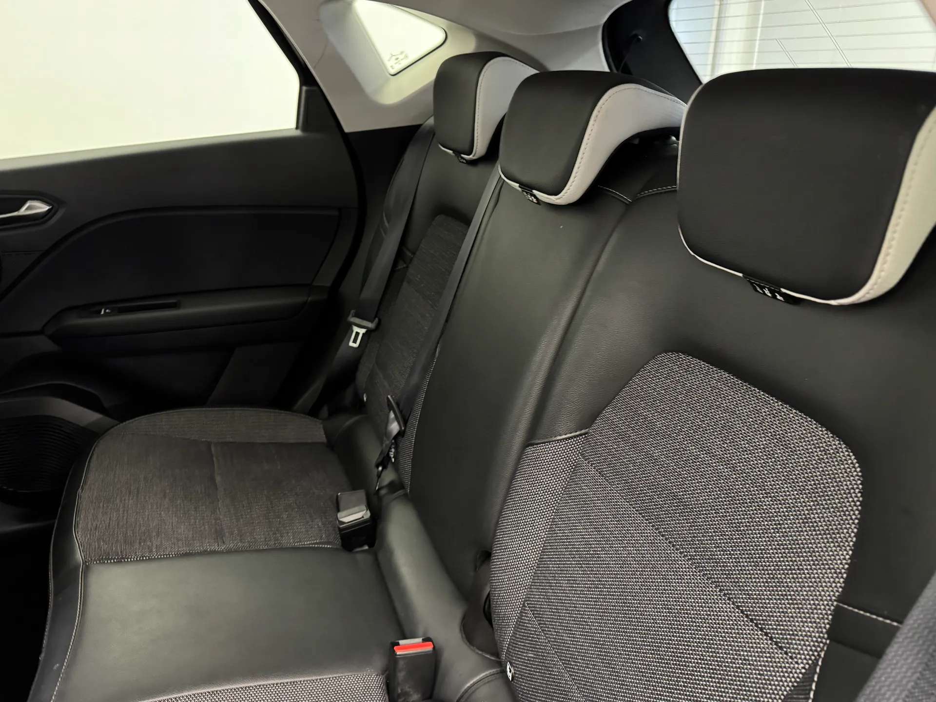 2024 RENAULT CAPTUR 2024 RENAULT CAPTUR