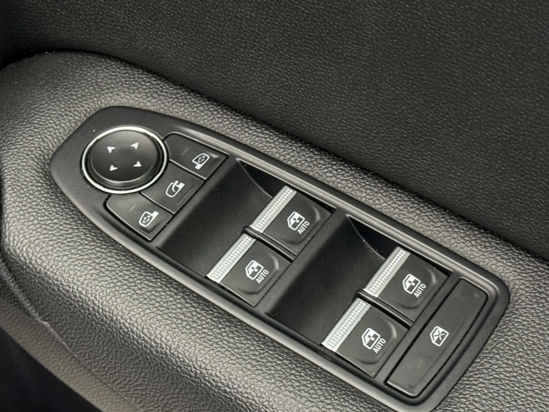 2024 RENAULT CAPTUR 2024 RENAULT CAPTUR