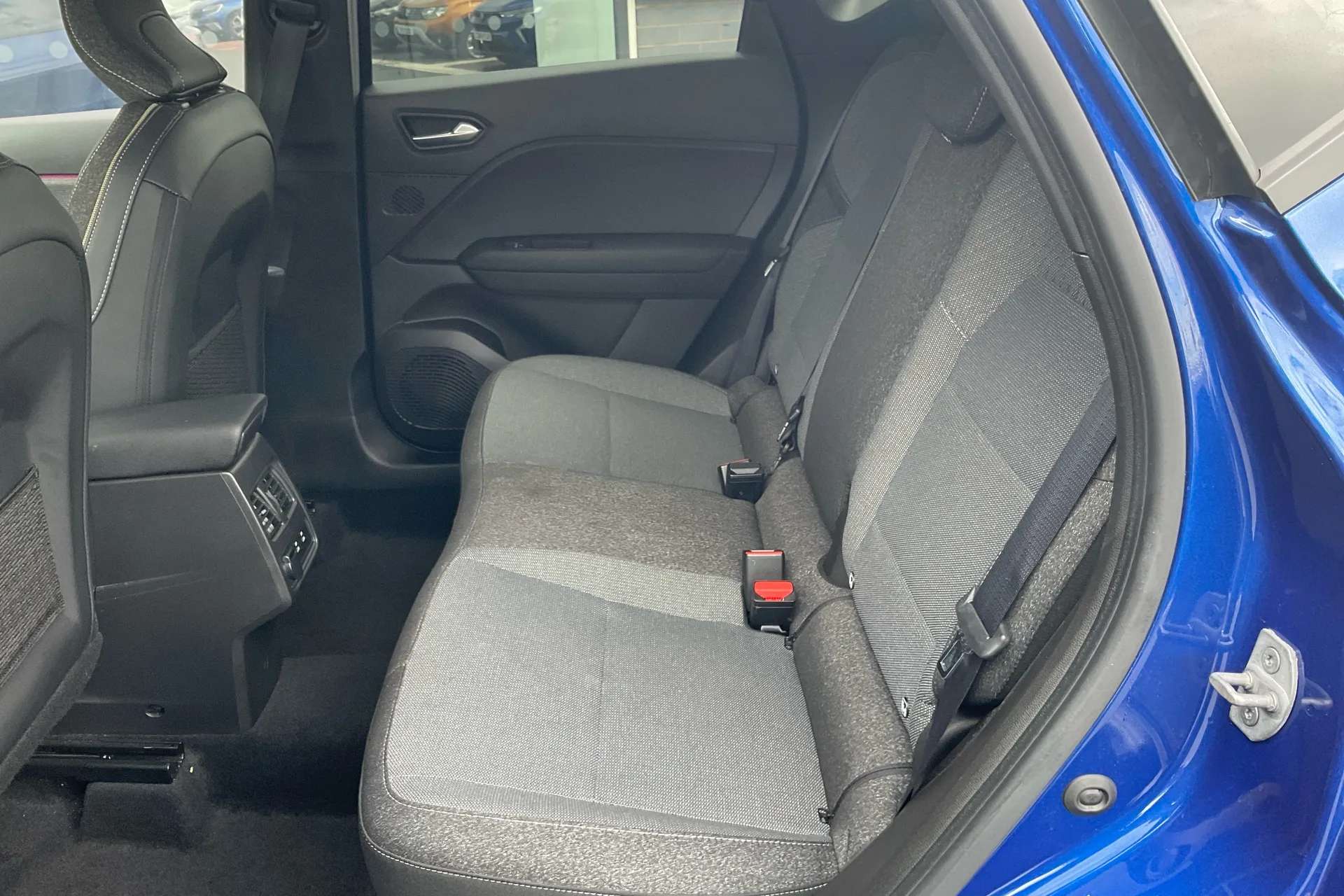 2025 RENAULT CAPTUR 2025 RENAULT CAPTUR