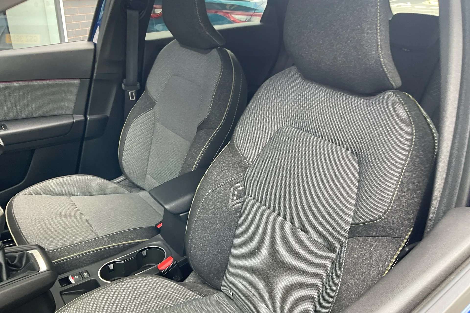 2025 RENAULT CAPTUR 2025 RENAULT CAPTUR
