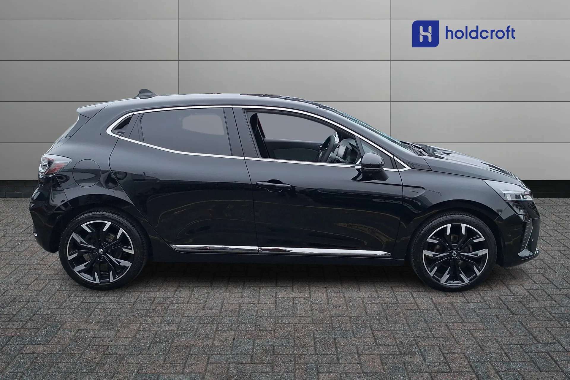 2025 RENAULT CLIO 2025 RENAULT CLIO