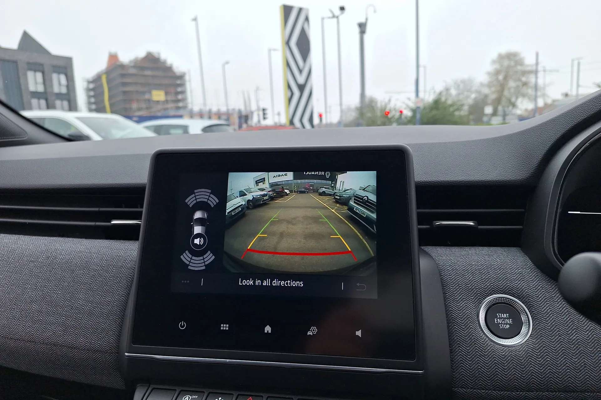 2025 RENAULT CLIO 2025 RENAULT CLIO