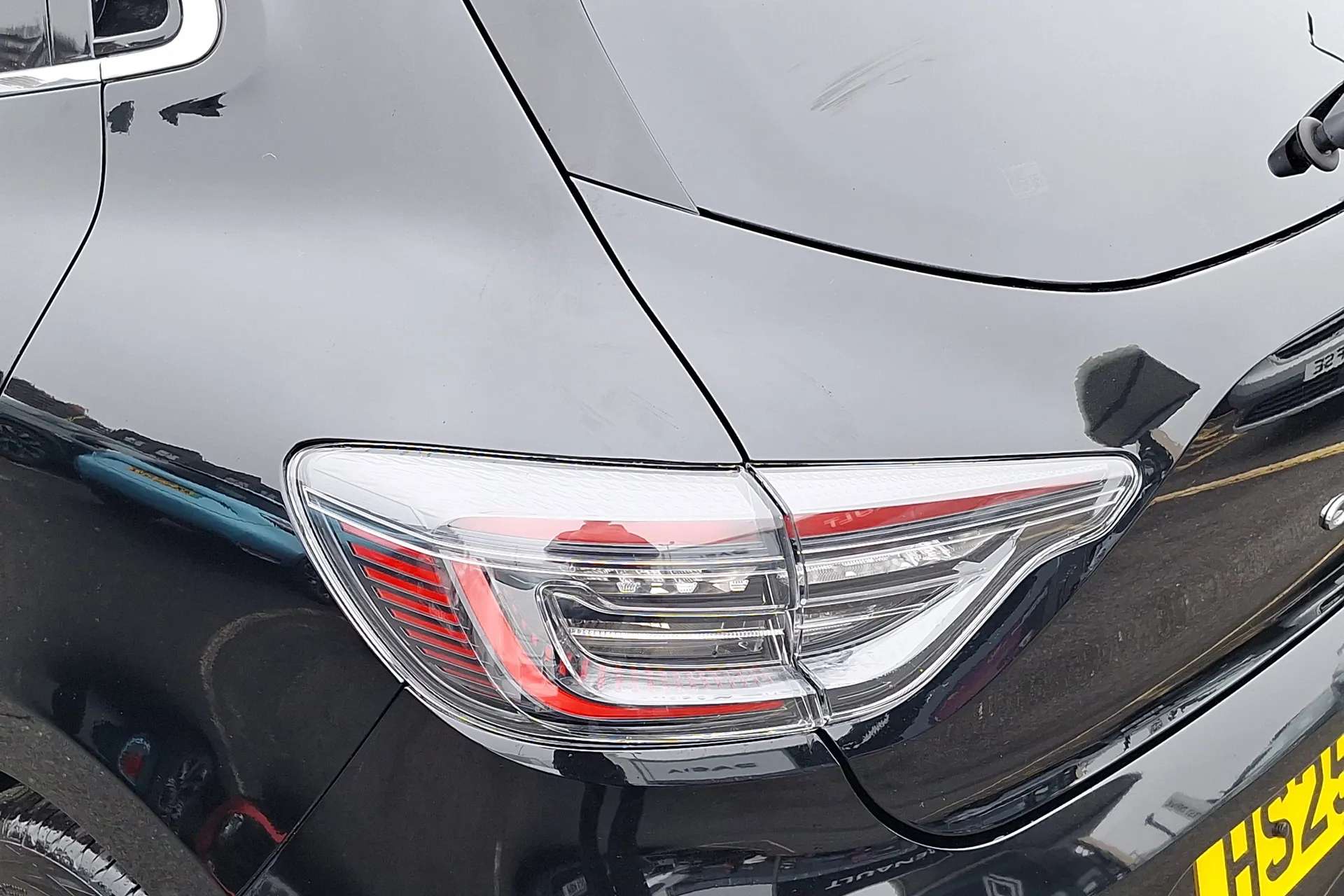 2025 RENAULT CLIO 2025 RENAULT CLIO