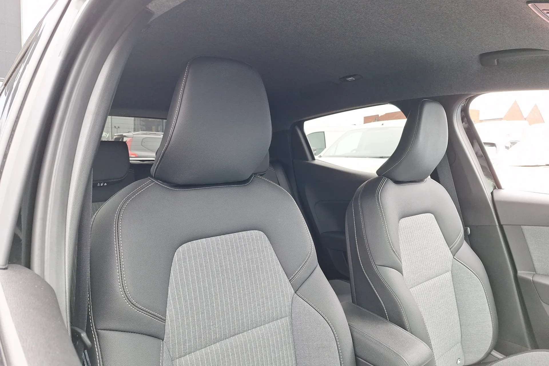 2025 RENAULT CLIO 2025 RENAULT CLIO