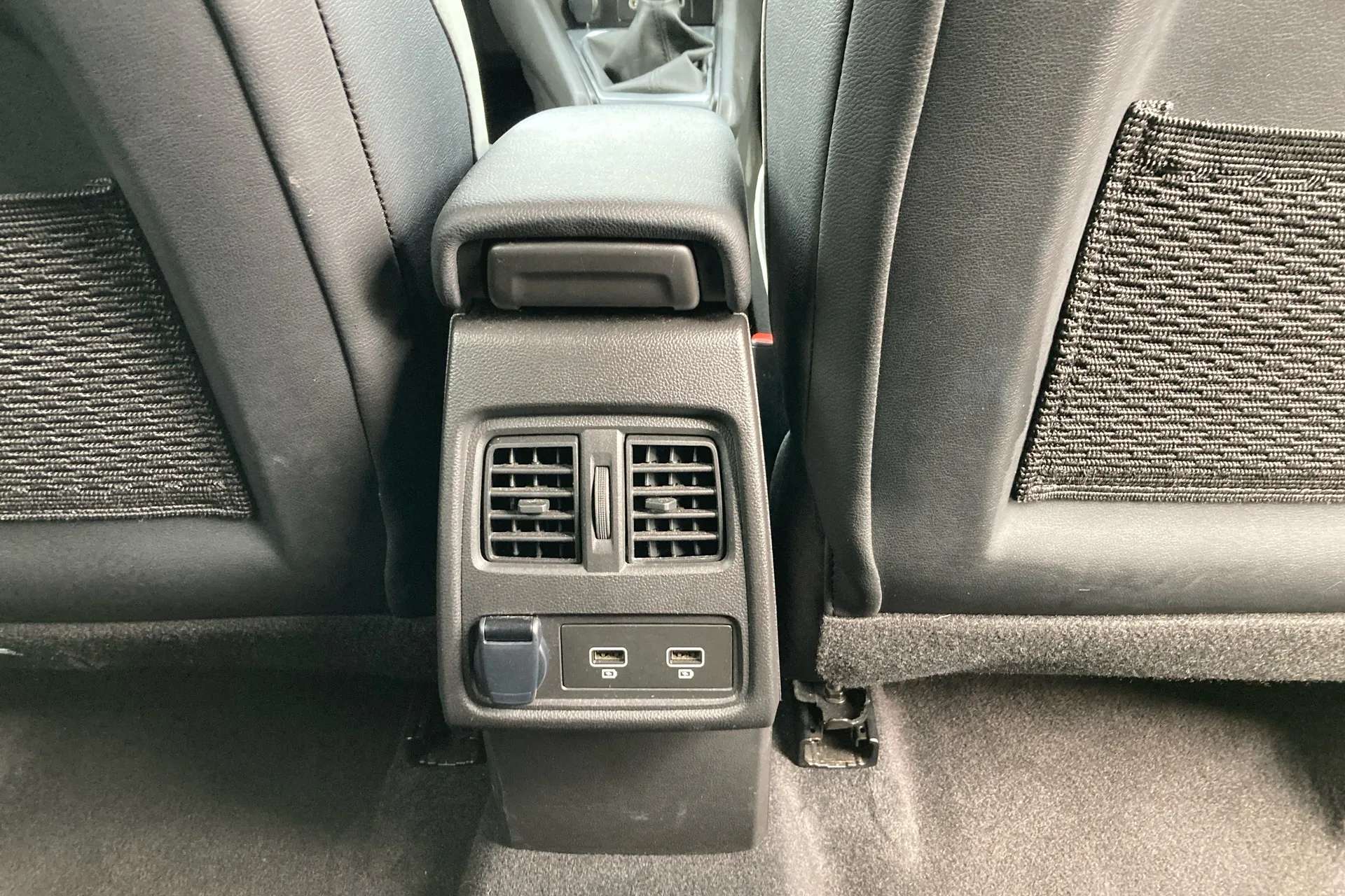 2024 RENAULT CAPTUR 2024 RENAULT CAPTUR